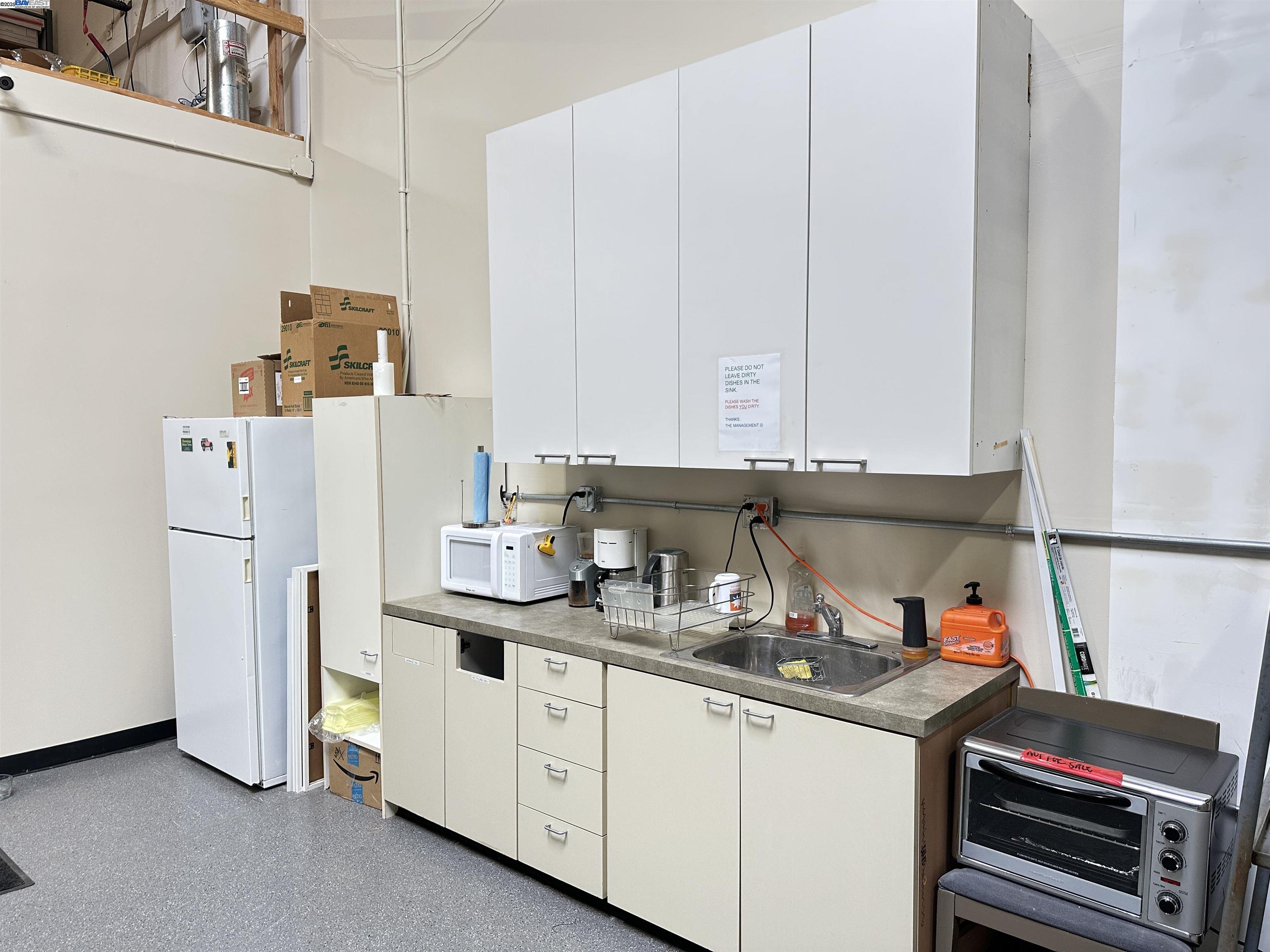 833 S 19th, Richmond, California 94804, ,Commercial Lease,For Rent,833 S 19th,41099509