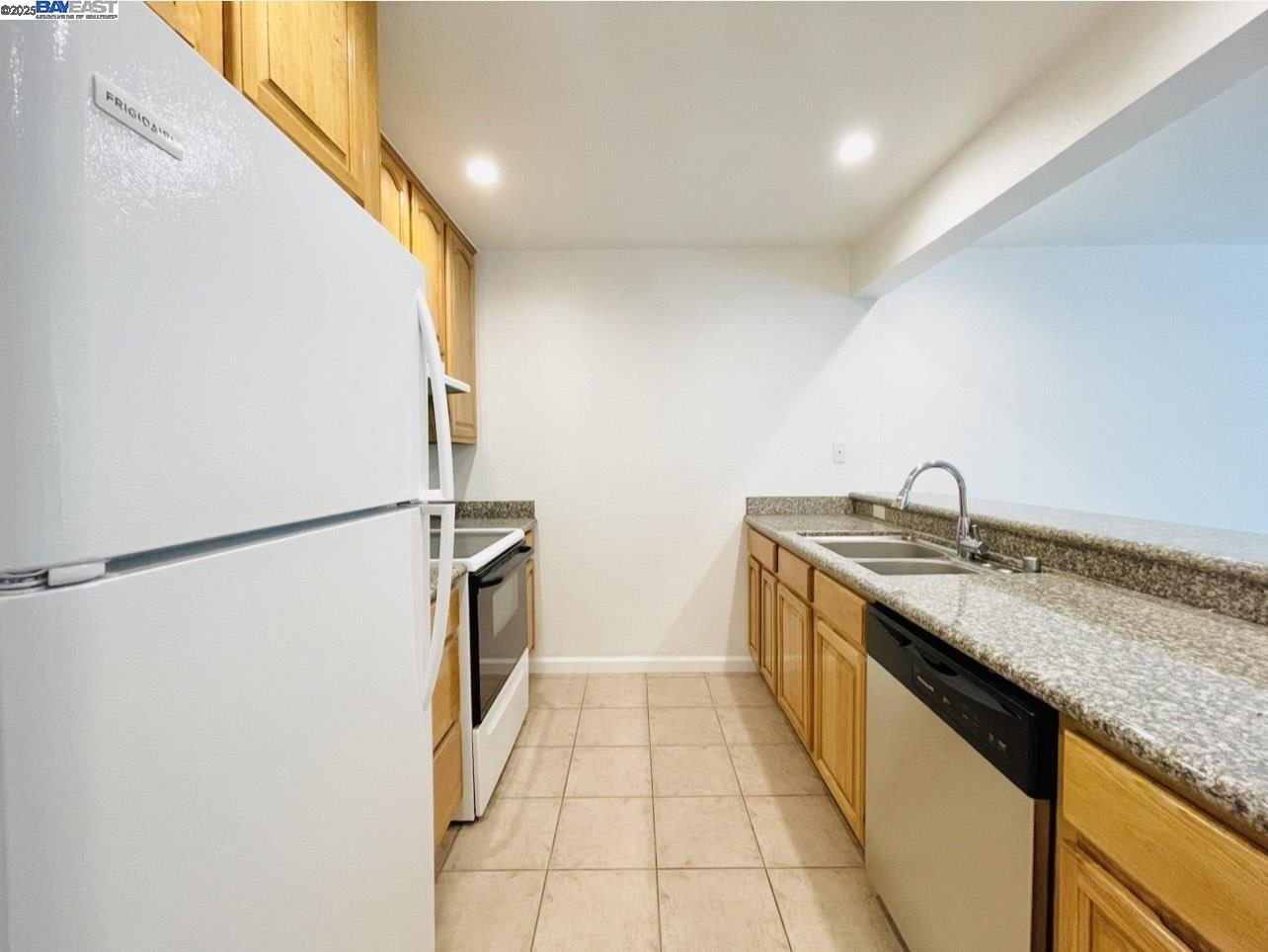 Photo #5: 41099517 Listing: Photo #5