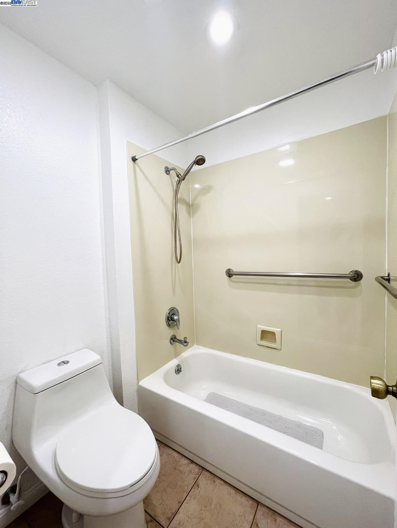 Photo #10: 41099517 Listing: Photo #10