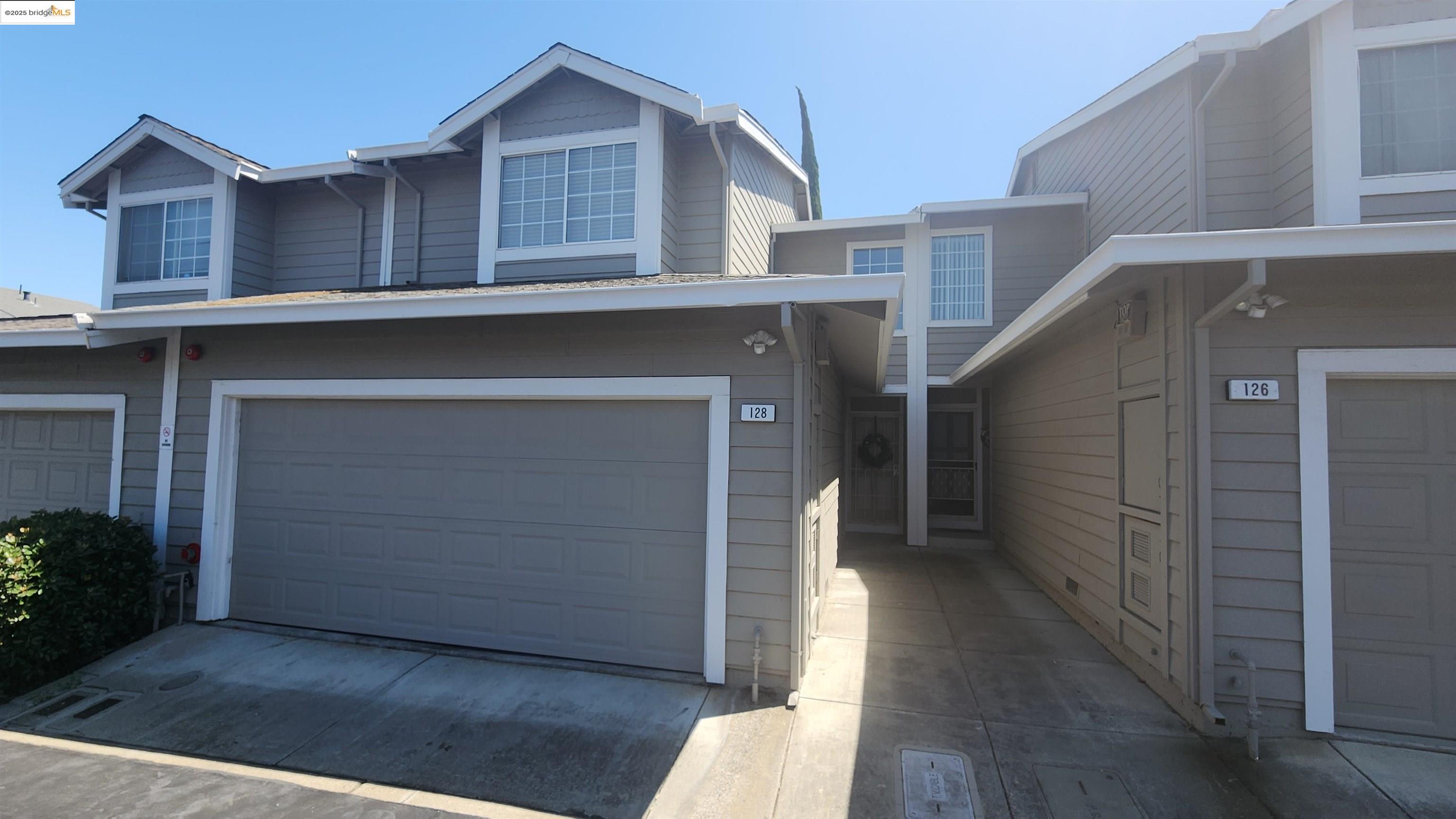 Detail Gallery Image 1 of 1 For 128 Harris Cir, Bay Point,  CA 94565 - 3 Beds | 2/1 Baths