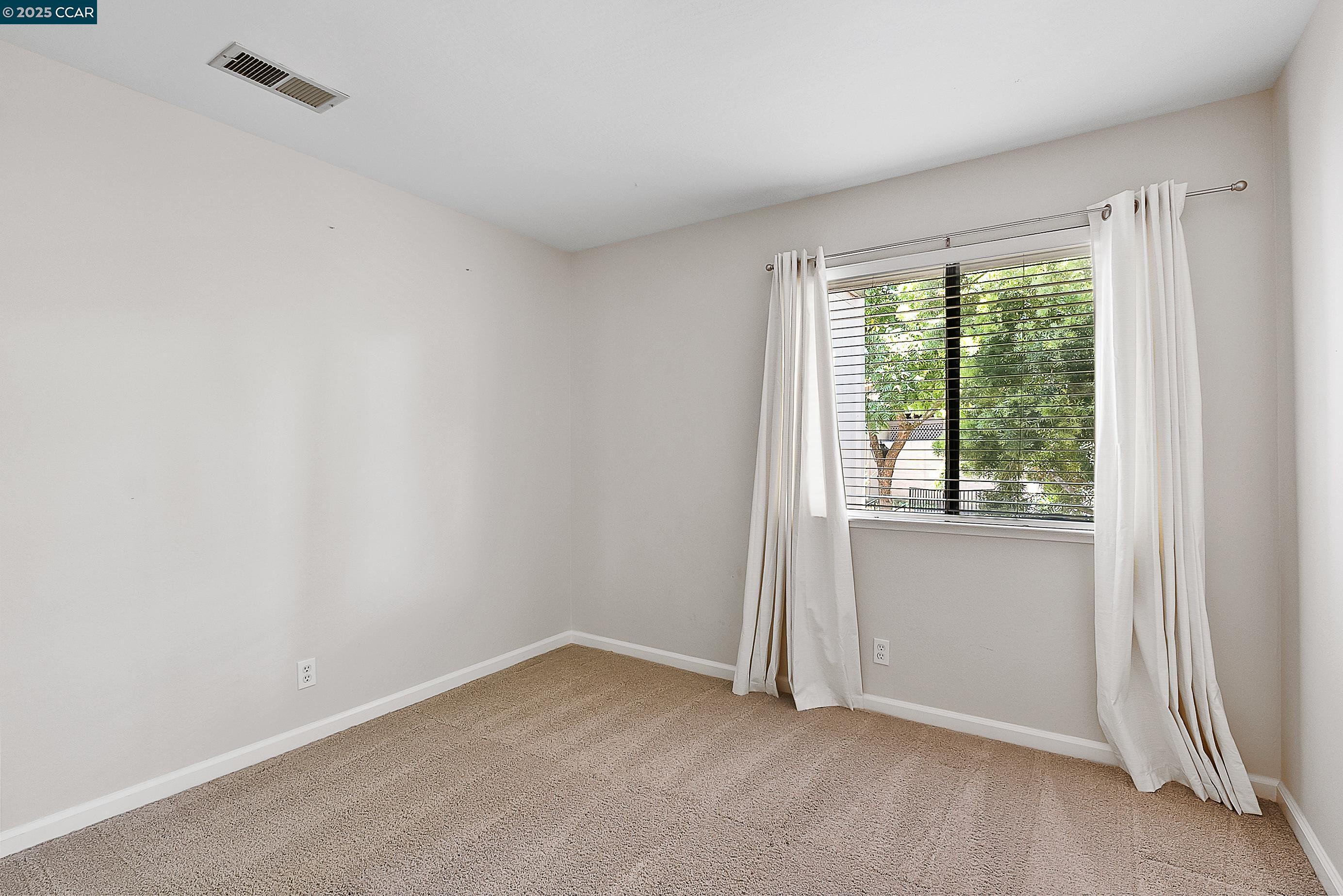 Photo #13: 41099541 Listing: Photo #13