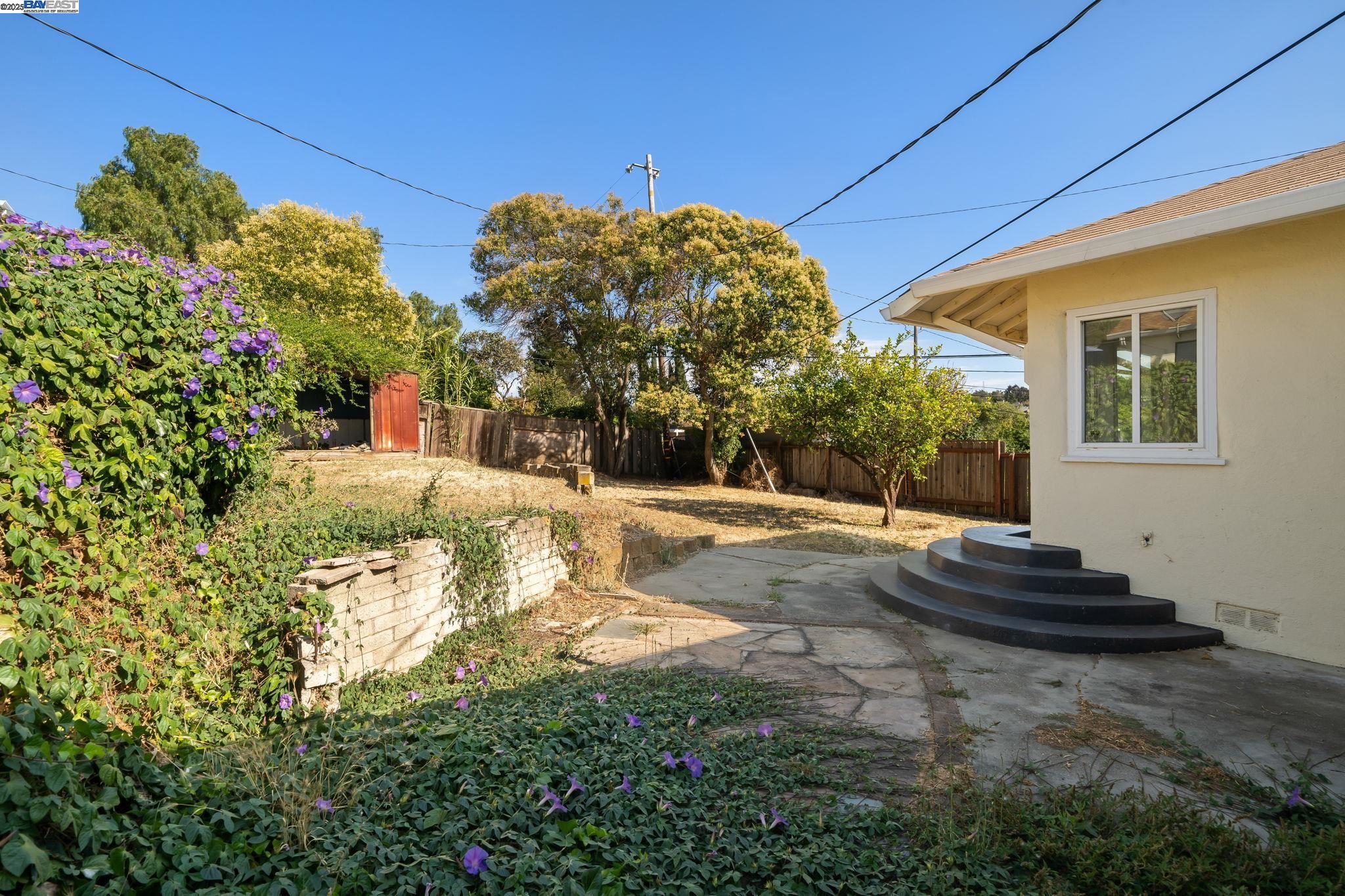 Detail Gallery Image 24 of 30 For 108 Mesa, Vallejo,  CA 94591 - 3 Beds | 1 Baths