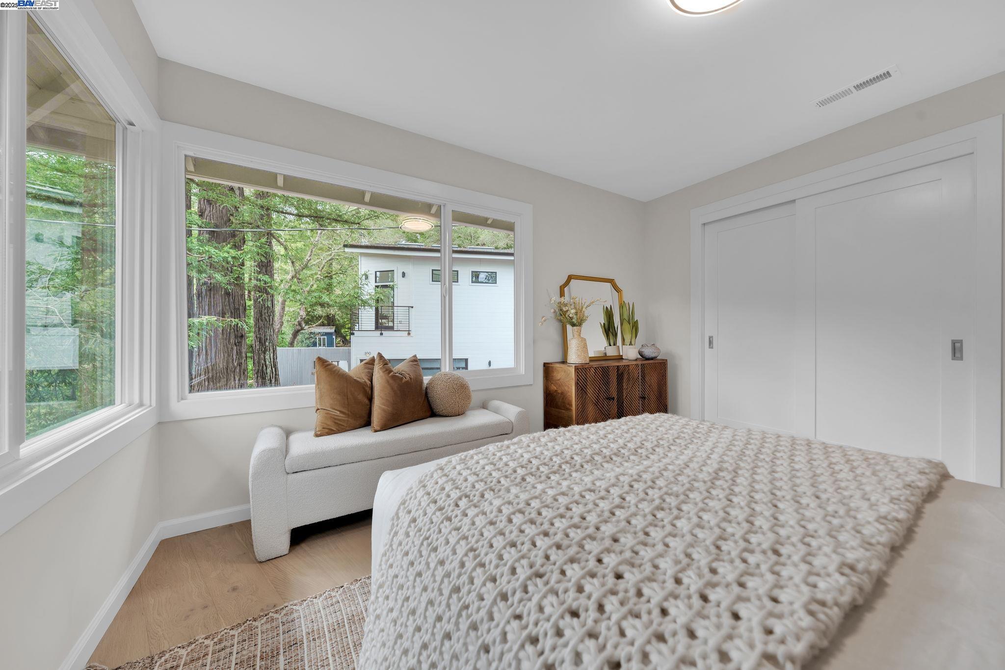 Detail Gallery Image 14 of 21 For 90 Upper Briar Road, Kentfield,  CA 94904 - 4 Beds | 3 Baths