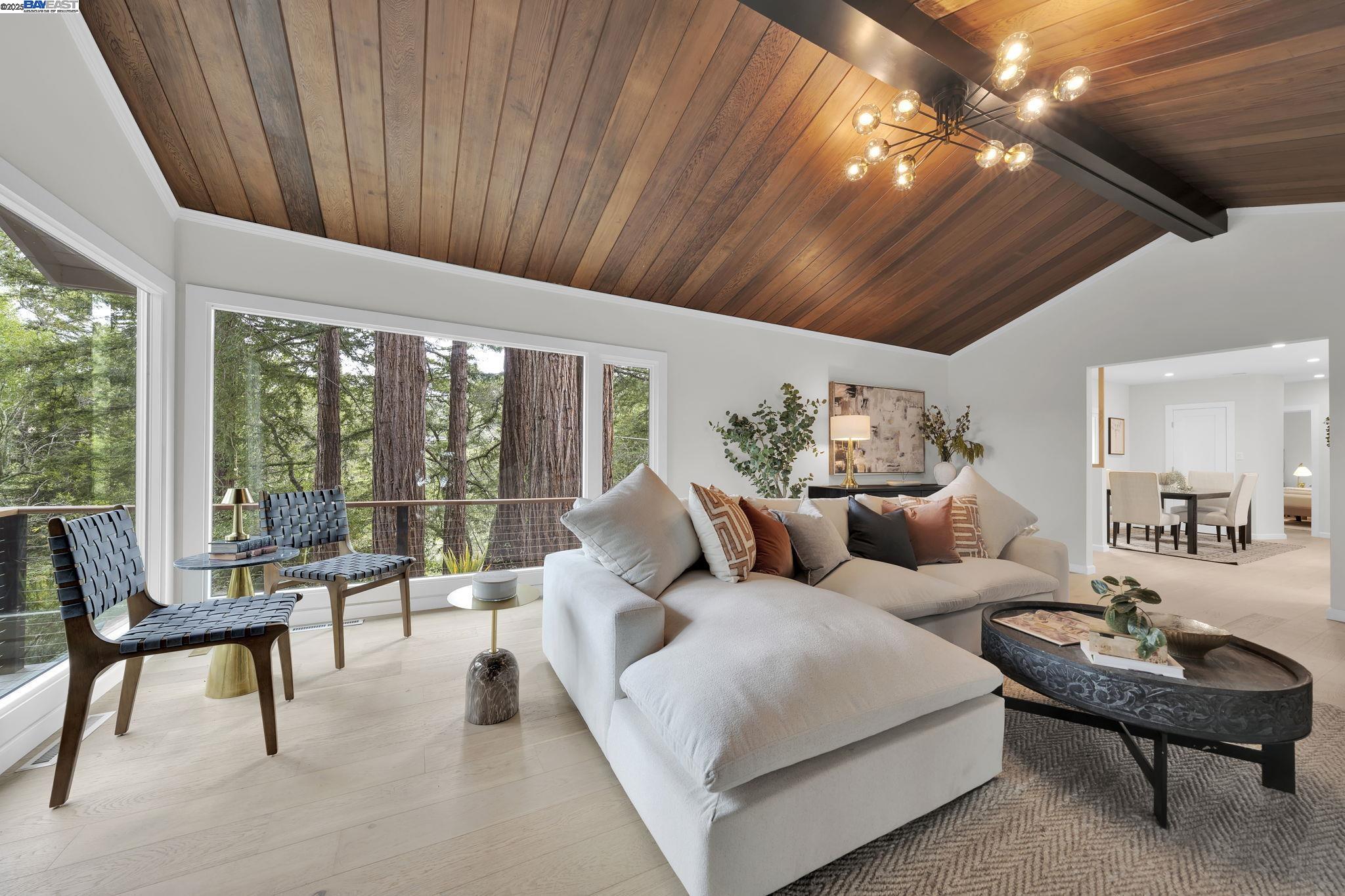 Detail Gallery Image 4 of 21 For 90 Upper Briar Road, Kentfield,  CA 94904 - 4 Beds | 3 Baths