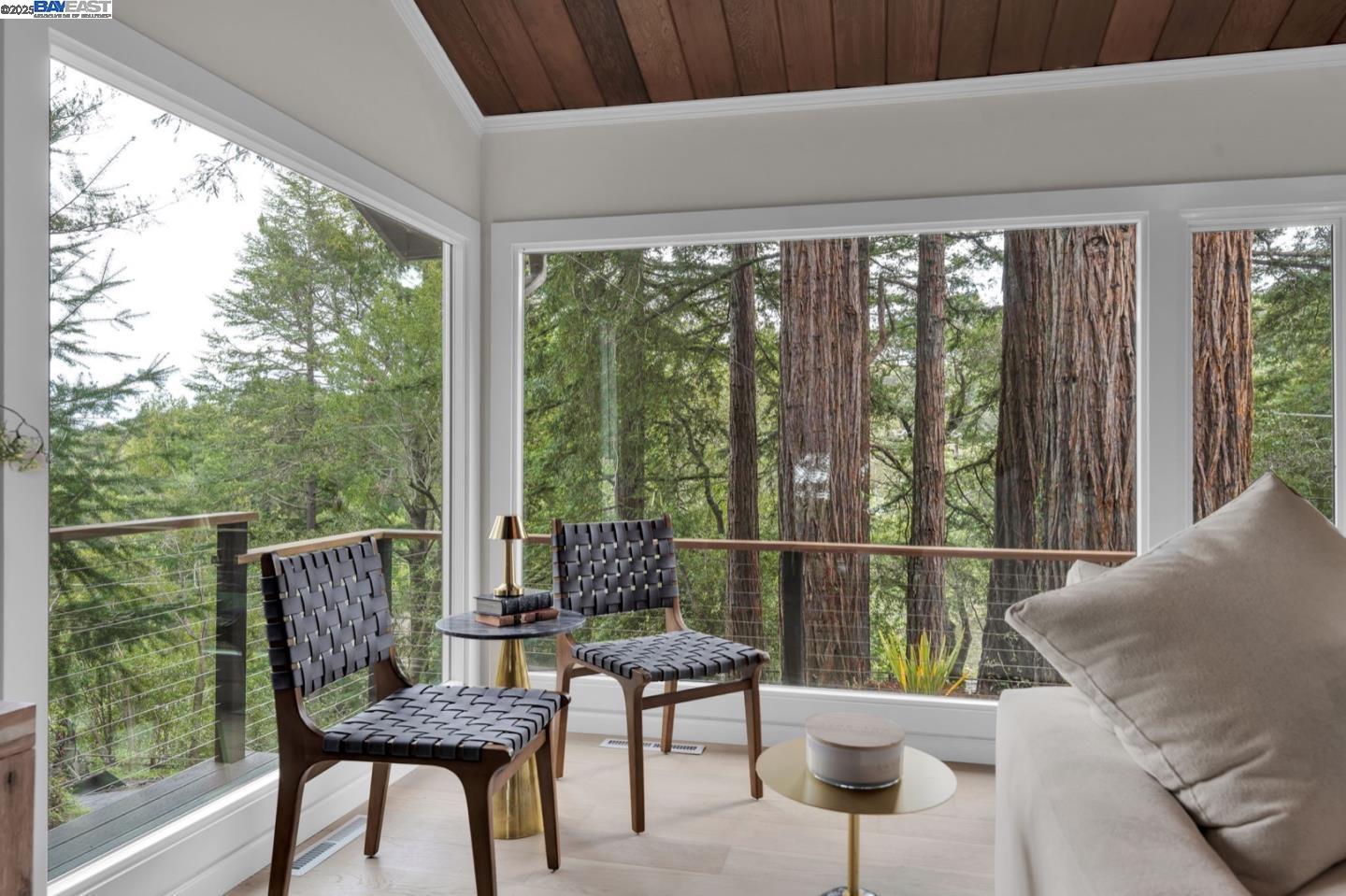 Detail Gallery Image 5 of 21 For 90 Upper Briar Road, Kentfield,  CA 94904 - 4 Beds | 3 Baths