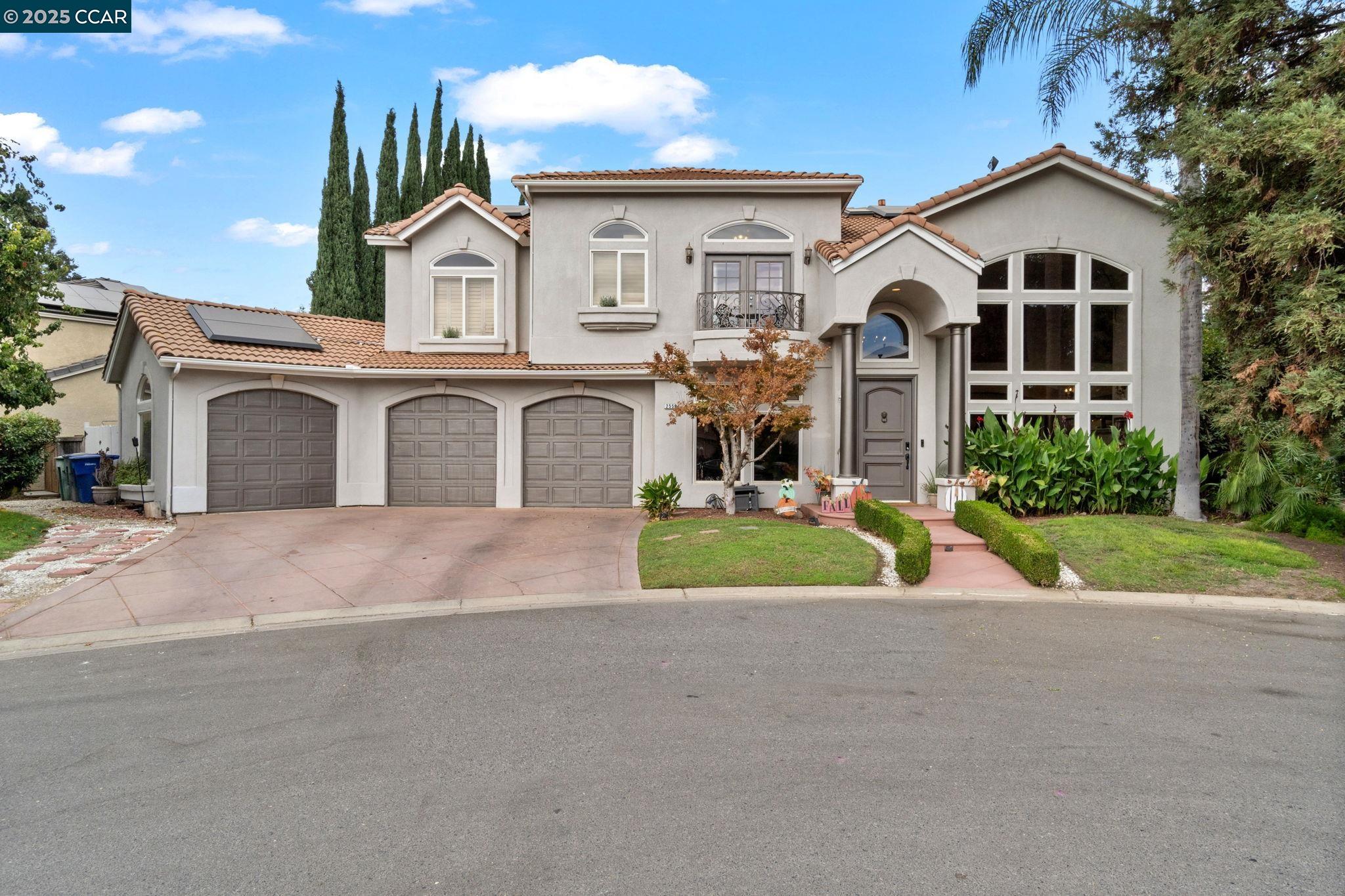 Detail Gallery Image 13 of 60 For 2550 E Jenny Ave, Fresno,  CA 93720 - 4 Beds | 4/1 Baths
