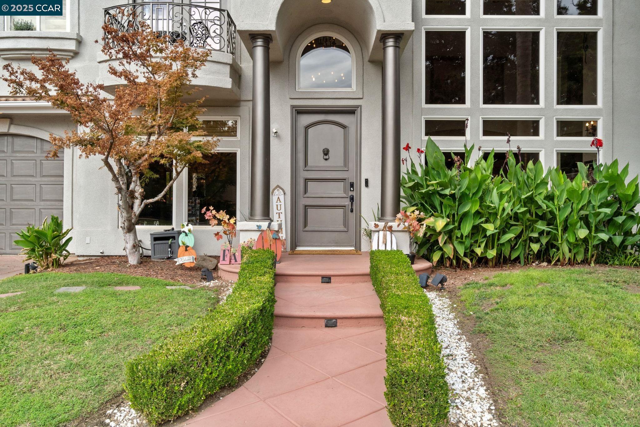 Detail Gallery Image 15 of 60 For 2550 E Jenny Ave, Fresno,  CA 93720 - 4 Beds | 4/1 Baths