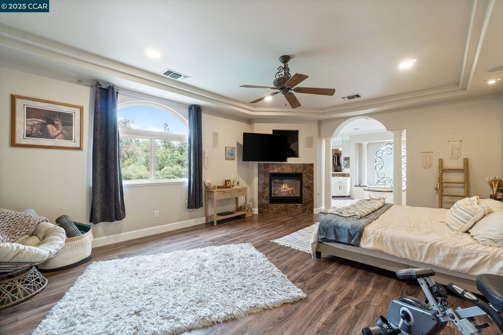 Detail Gallery Image 52 of 60 For 2550 E Jenny Ave, Fresno,  CA 93720 - 4 Beds | 4/1 Baths