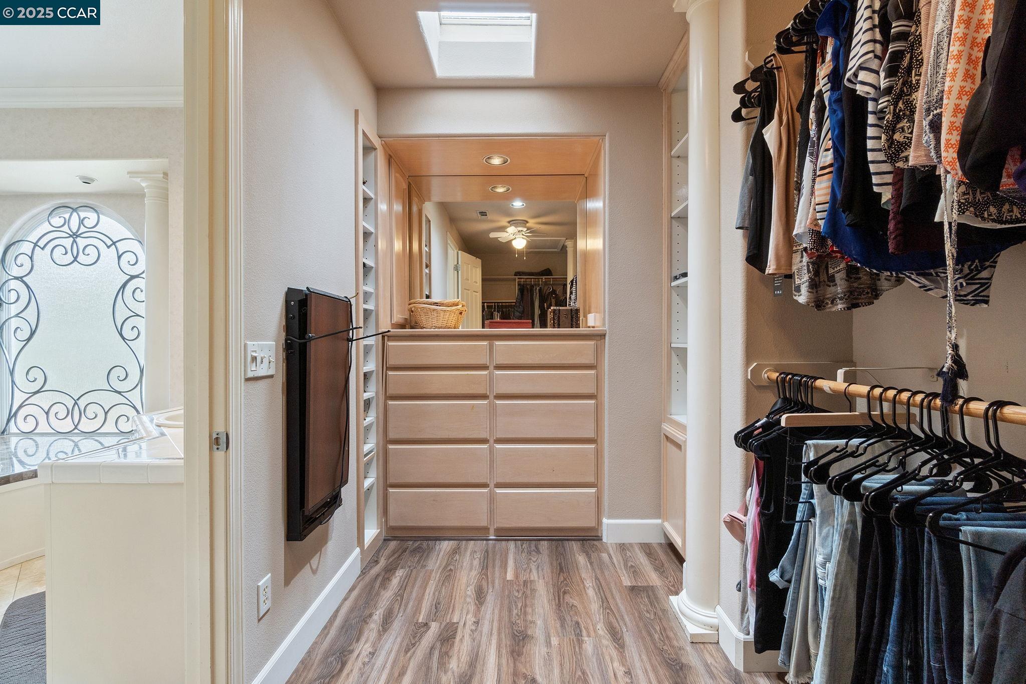 Detail Gallery Image 56 of 60 For 2550 E Jenny Ave, Fresno,  CA 93720 - 4 Beds | 4/1 Baths