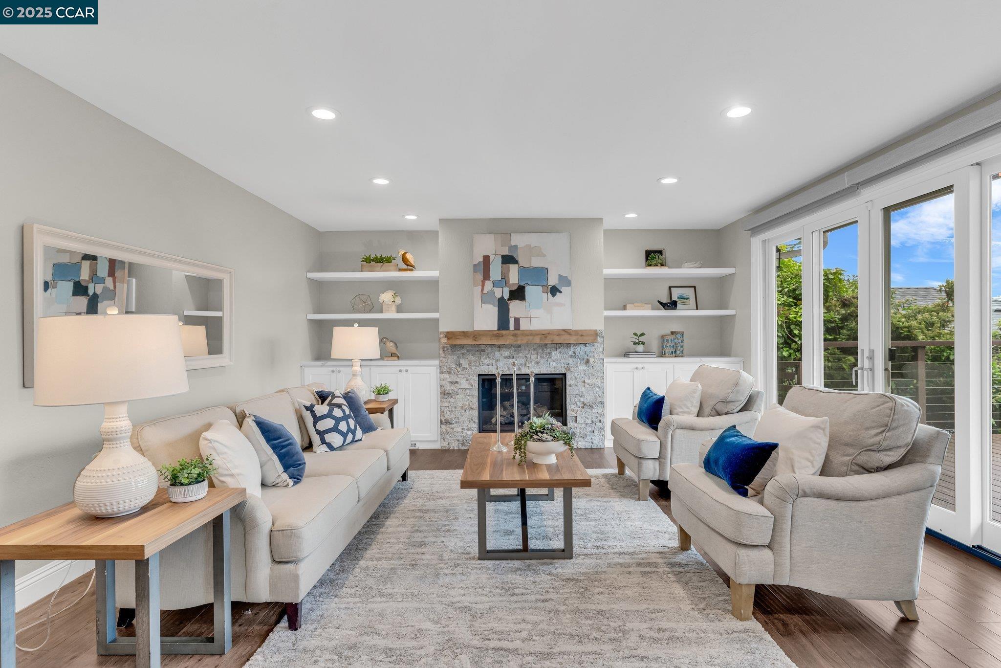 Detail Gallery Image 2 of 40 For 83 Arlington Ave., Kensington,  CA 94707 - 4 Beds | 2 Baths
