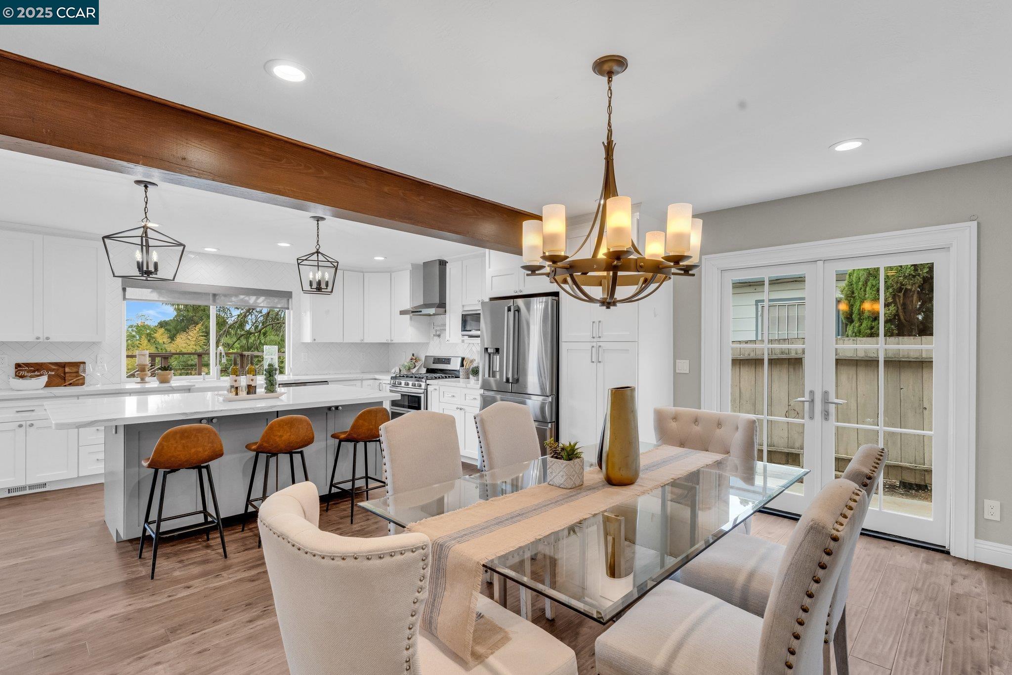 Detail Gallery Image 11 of 40 For 83 Arlington Ave., Kensington,  CA 94707 - 4 Beds | 2 Baths