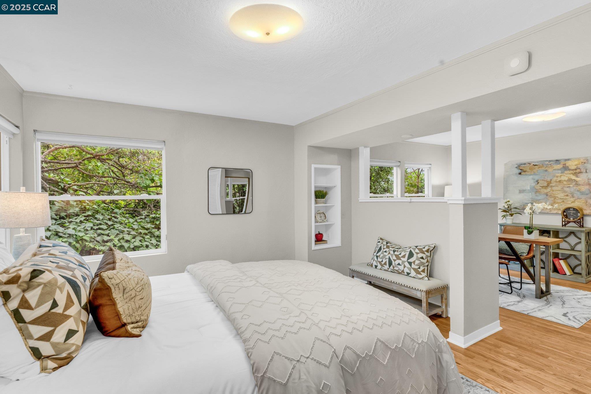 Detail Gallery Image 16 of 40 For 83 Arlington Ave., Kensington,  CA 94707 - 4 Beds | 2 Baths