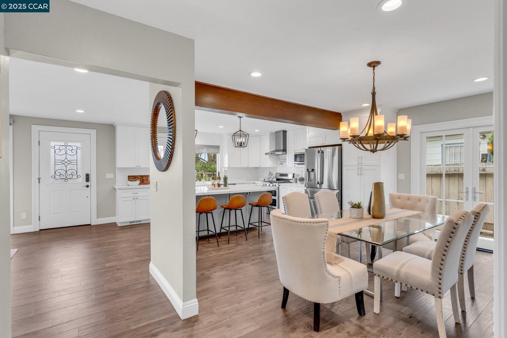 Detail Gallery Image 10 of 40 For 83 Arlington Ave., Kensington,  CA 94707 - 4 Beds | 2 Baths