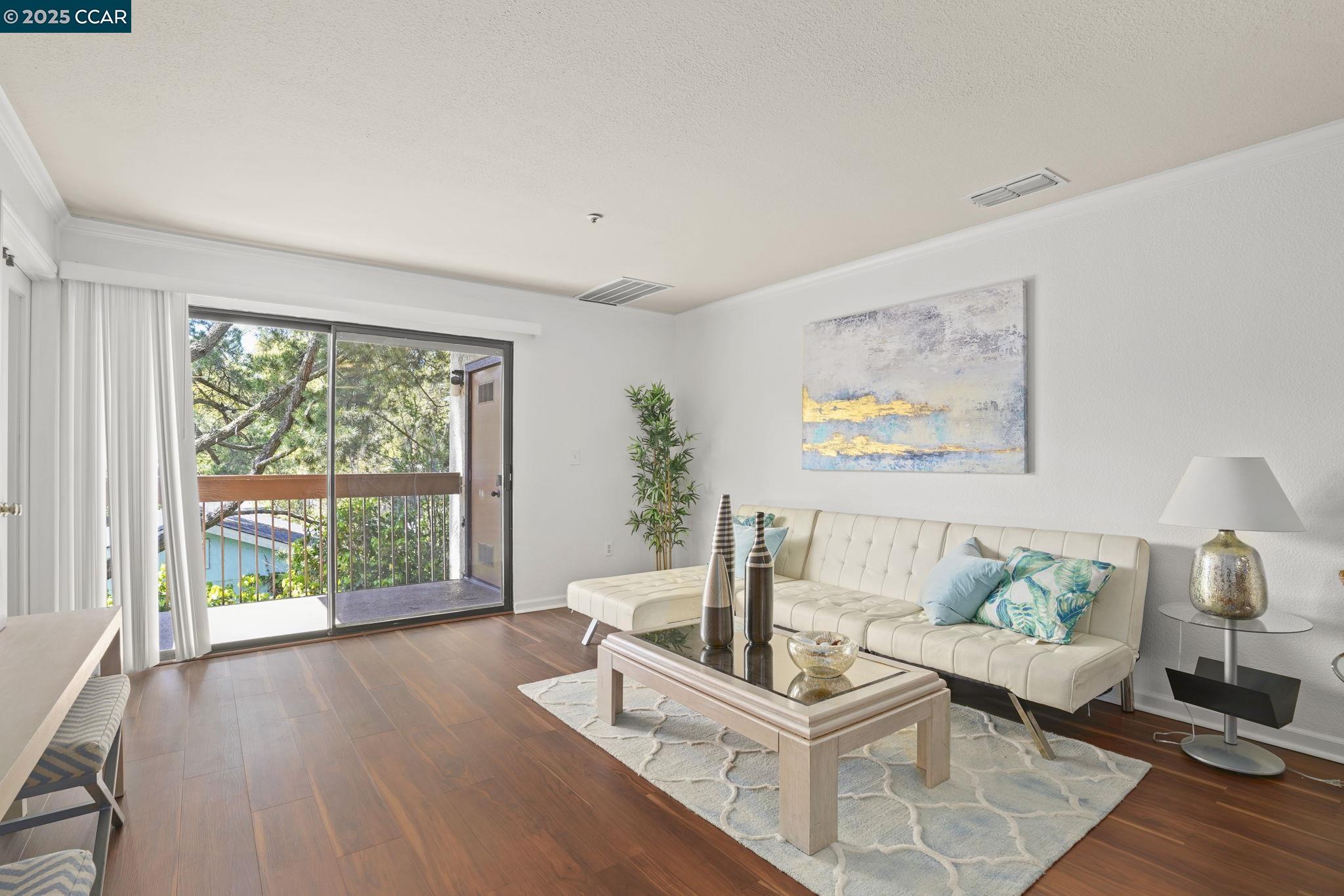 Photo #6: 41099601 Listing: Photo #6