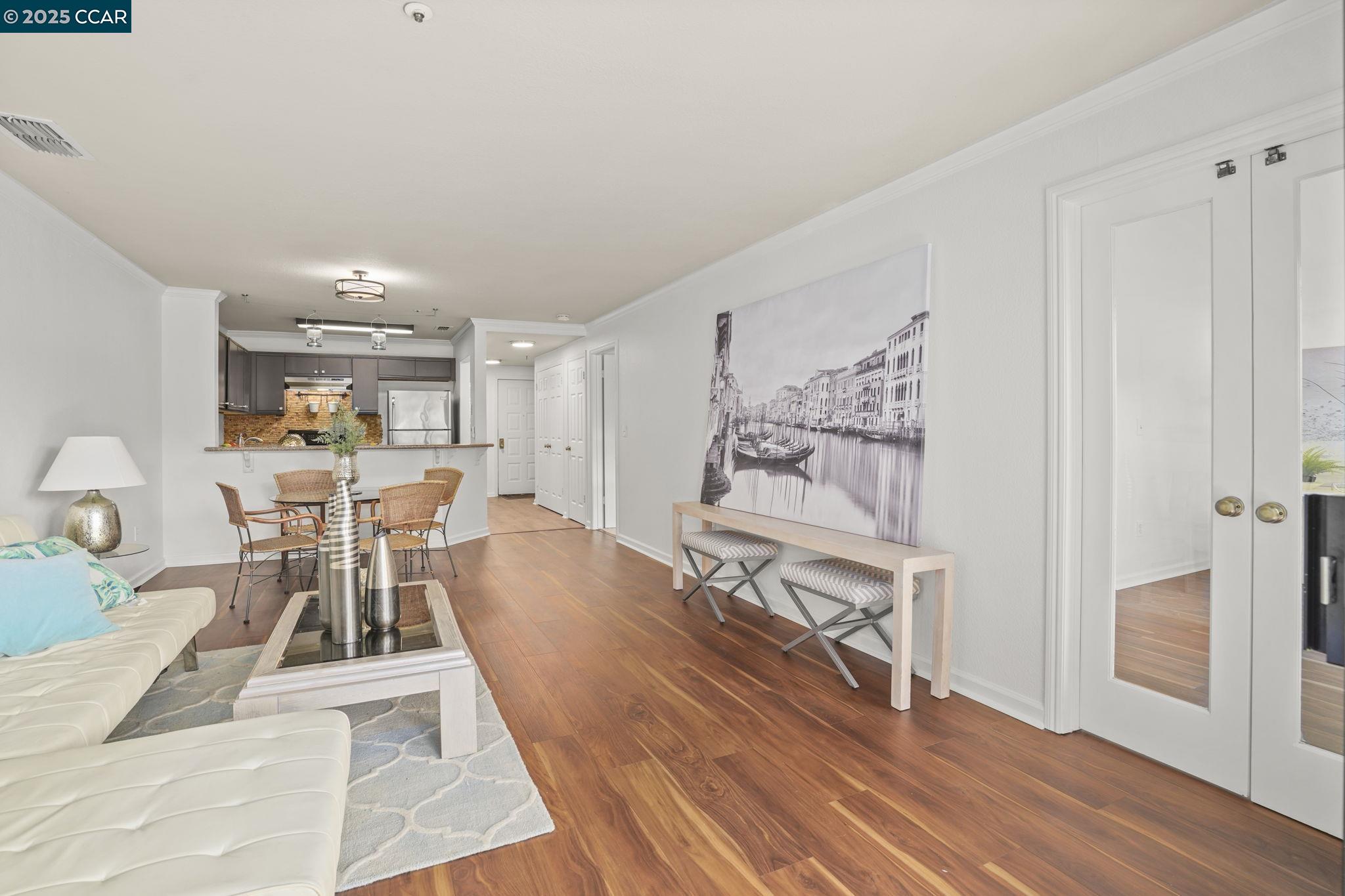 Photo #8: 41099601 Listing: Photo #8