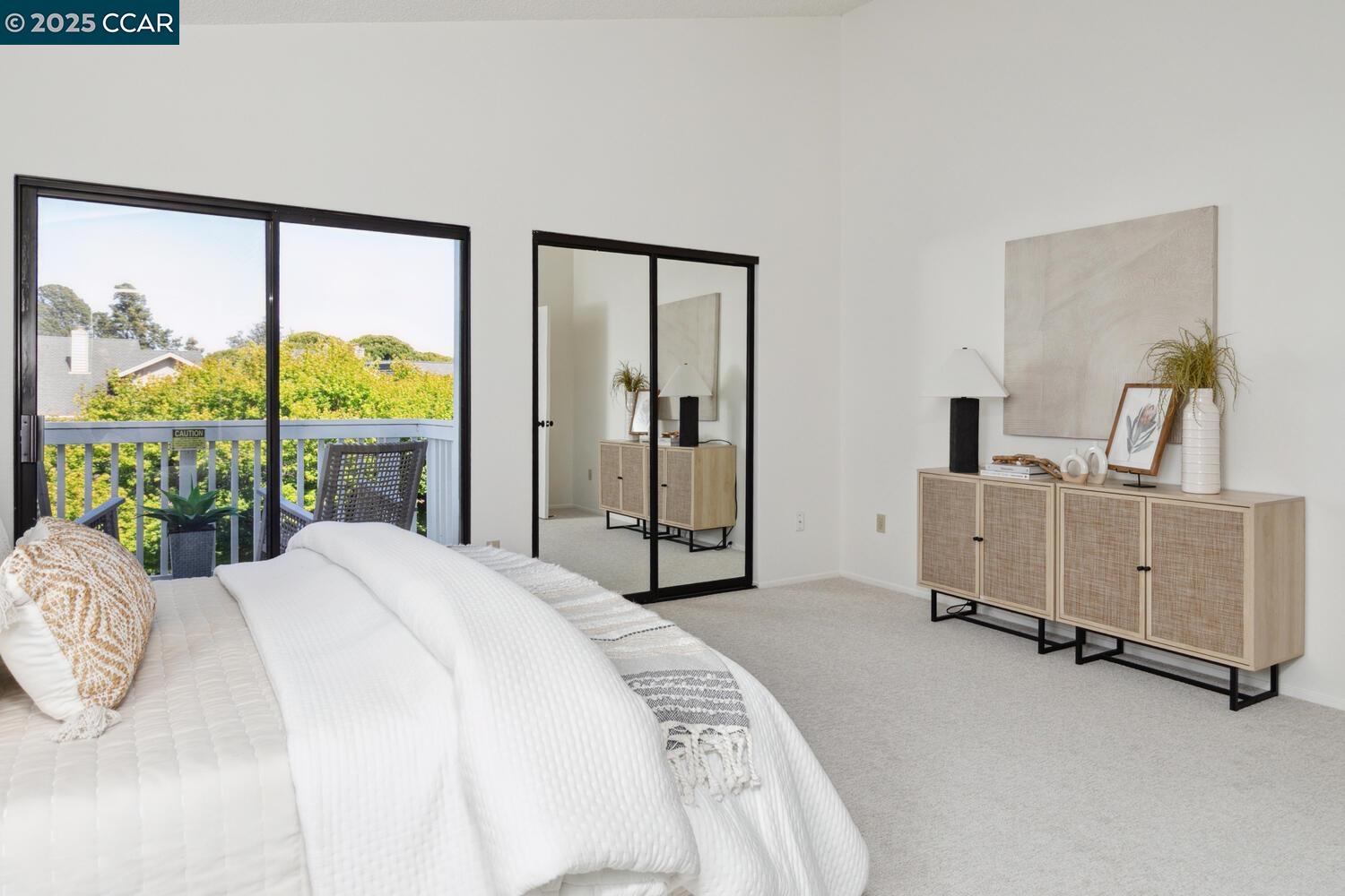 Detail Gallery Image 17 of 41 For 23 Shepardson Ln, Alameda,  CA 94502 - 2 Beds | 2/1 Baths
