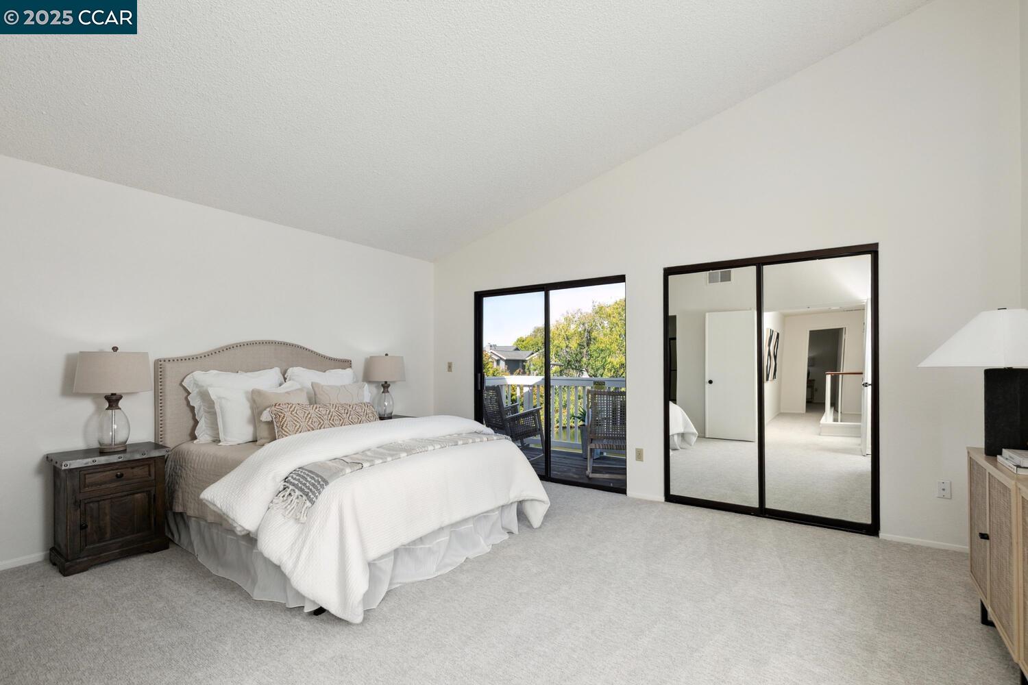 Detail Gallery Image 18 of 41 For 23 Shepardson Ln, Alameda,  CA 94502 - 2 Beds | 2/1 Baths