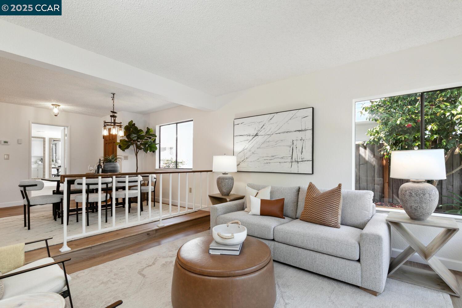 Detail Gallery Image 6 of 41 For 23 Shepardson Ln, Alameda,  CA 94502 - 2 Beds | 2/1 Baths