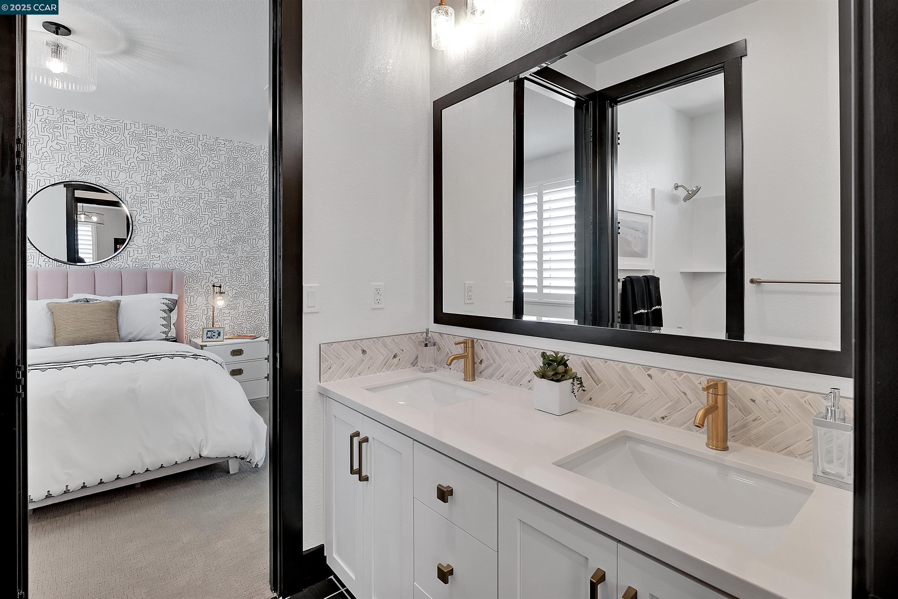 Detail Gallery Image 15 of 19 For 16177 Poulson Court, Lathrop,  CA 95330 - 5 Beds | 4/1 Baths