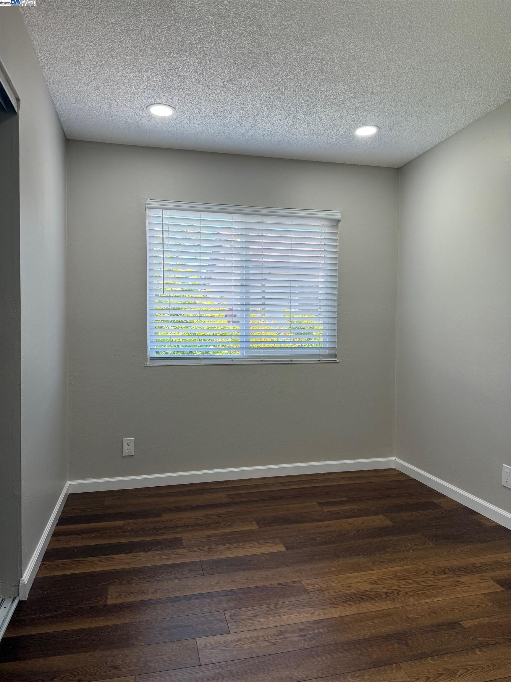 Detail Gallery Image 23 of 30 For 2652 Autumnvale Dr, San Jose,  CA 95132 - 3 Beds | 1/1 Baths
