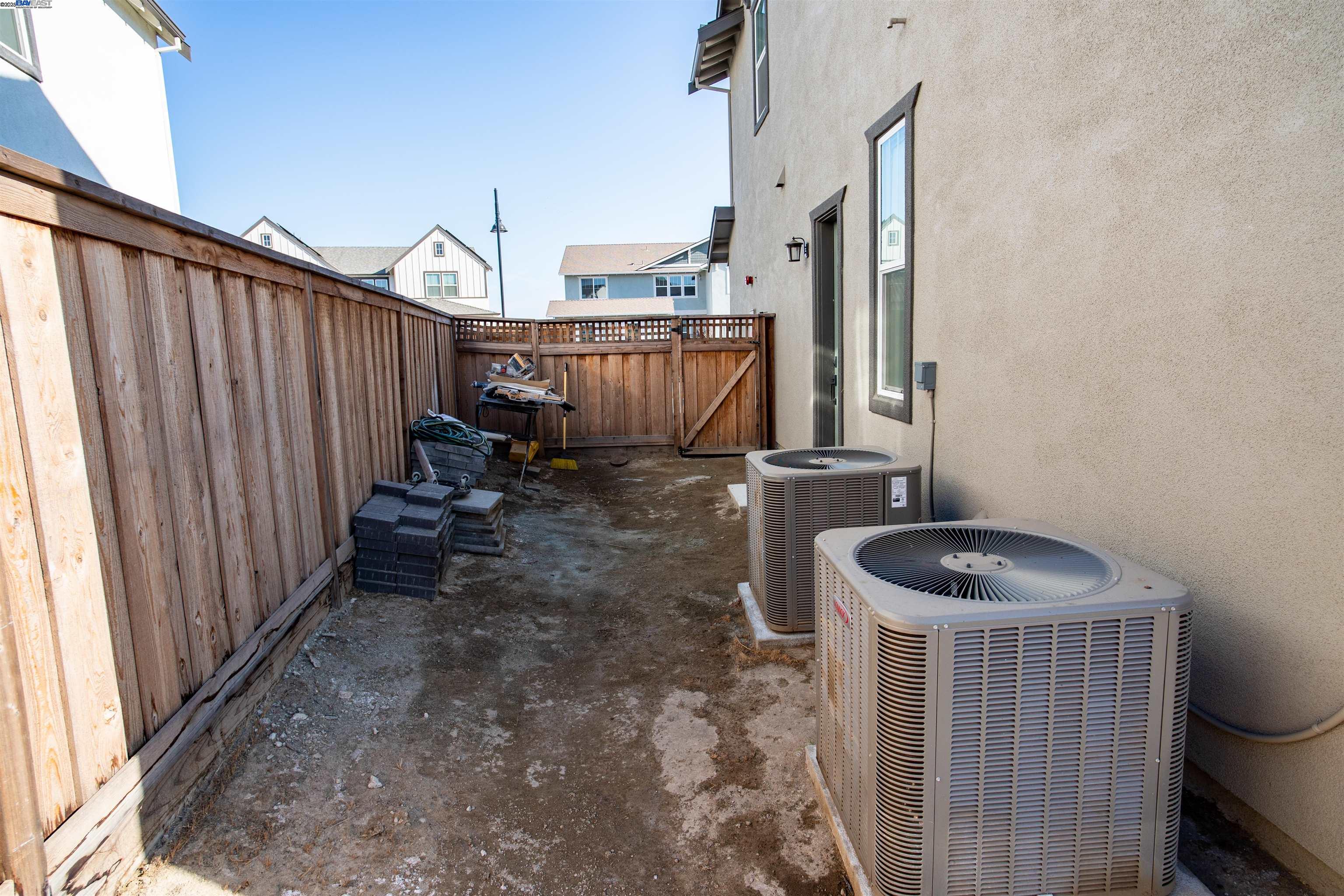 Detail Gallery Image 38 of 39 For 15991 Duggar Dr, Lathrop,  CA 95330 - 5 Beds | 4/1 Baths