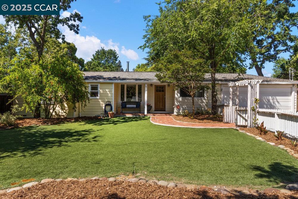 Detail Gallery Image 1 of 1 For 66 Del Hambre Cir, Walnut Creek,  CA 94595 - 2 Beds | 2 Baths