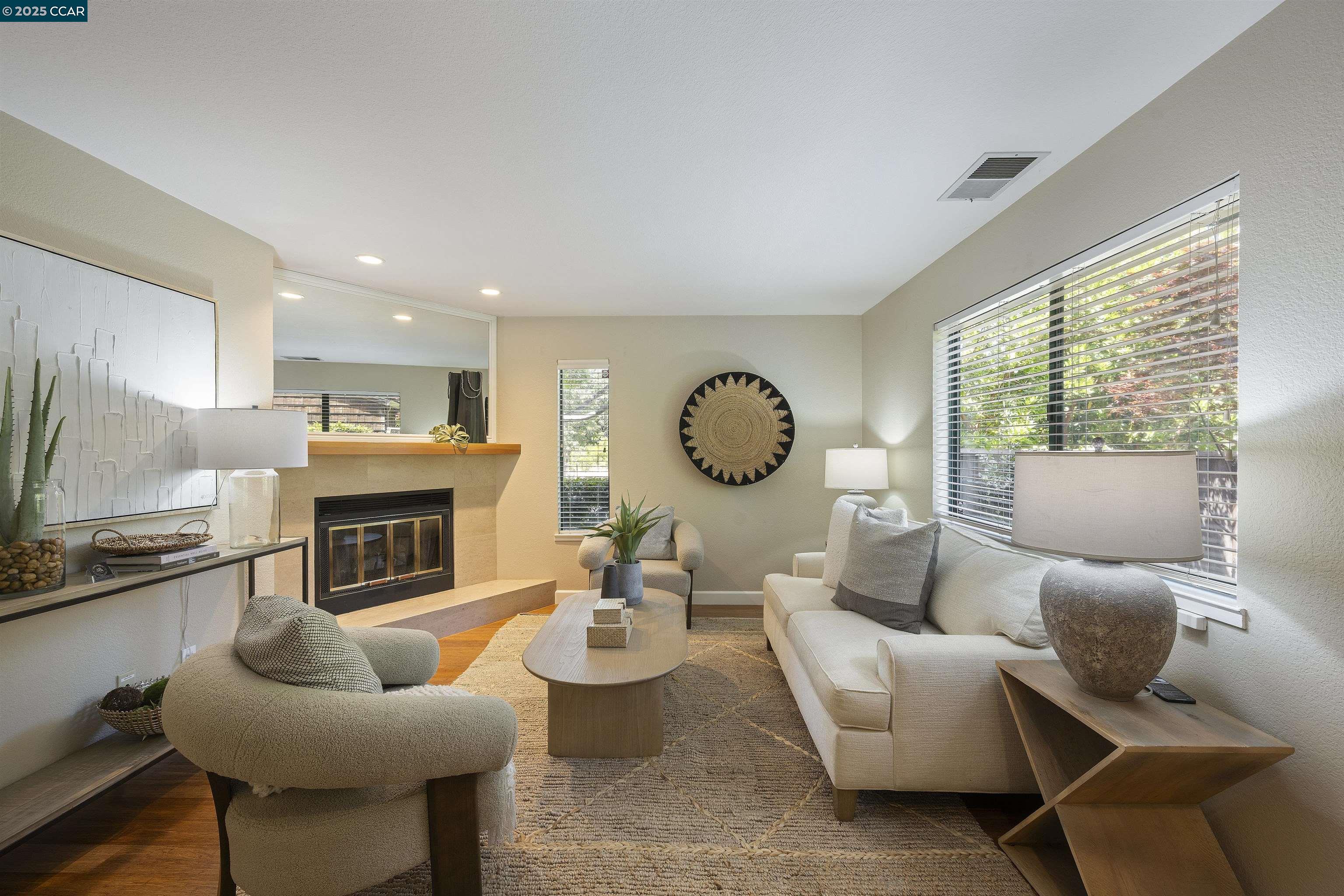 Photo #3: 41099625 Listing 
