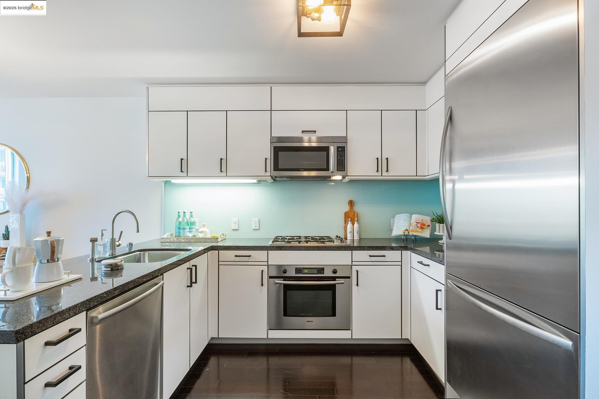 Detail Gallery Image 11 of 41 For 333 Main 7b,  San Francisco,  CA 94105 - 2 Beds | 2 Baths