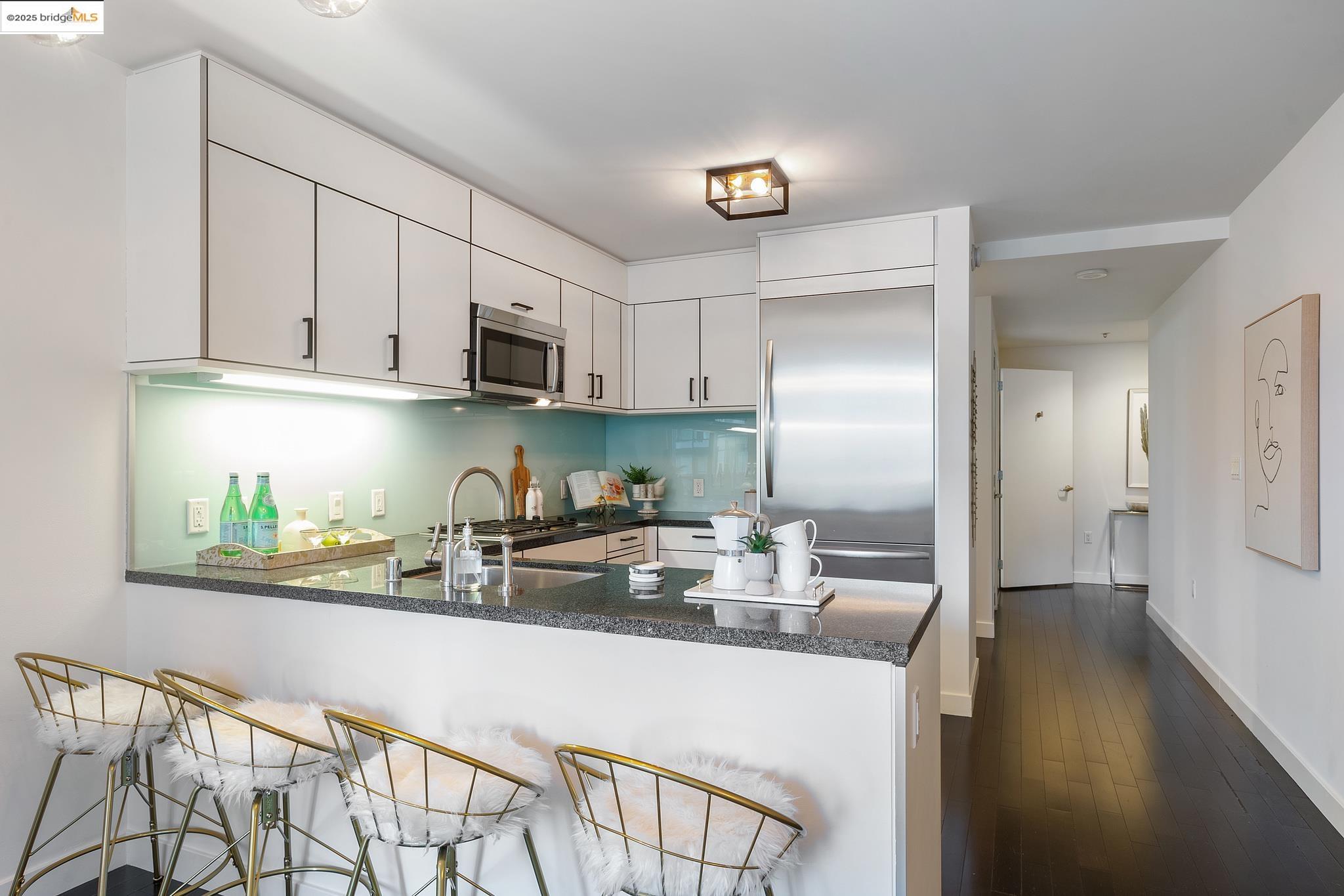 Detail Gallery Image 8 of 41 For 333 Main 7b,  San Francisco,  CA 94105 - 2 Beds | 2 Baths