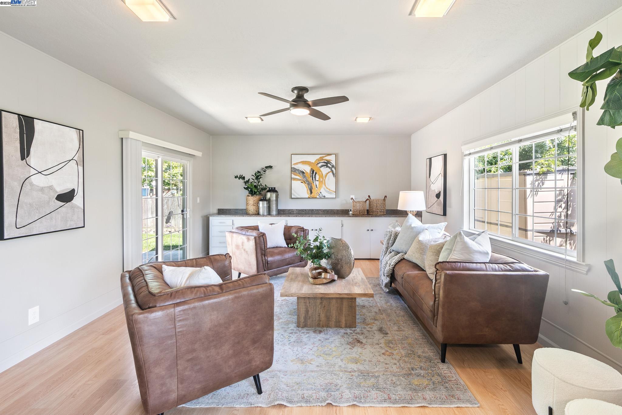 Detail Gallery Image 14 of 53 For 3903 Manzanita Ct, Concord,  CA 94519 - 3 Beds | 2 Baths