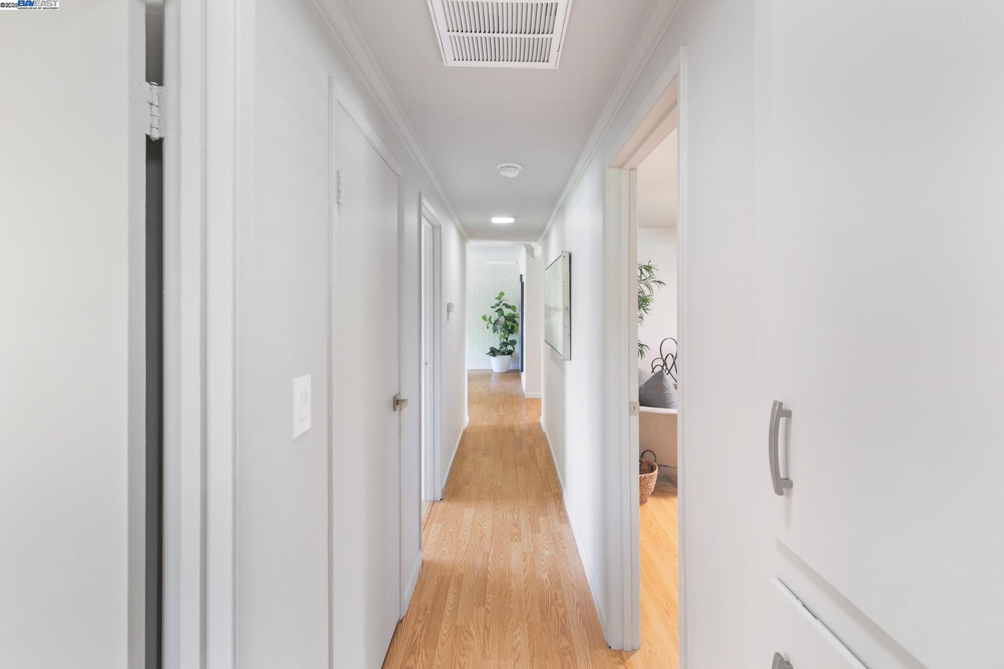 Detail Gallery Image 21 of 53 For 3903 Manzanita Ct, Concord,  CA 94519 - 3 Beds | 2 Baths