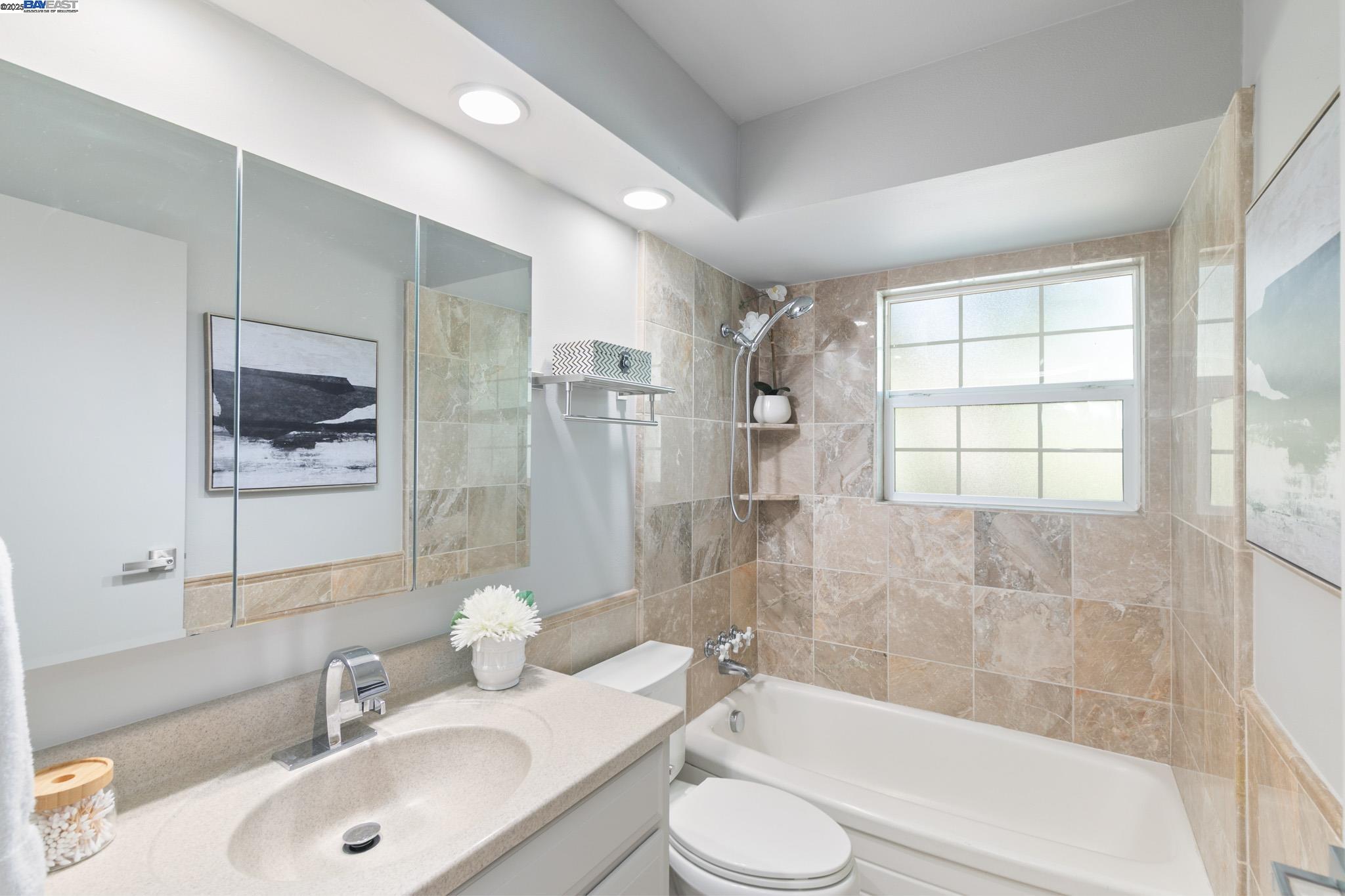 Detail Gallery Image 24 of 53 For 3903 Manzanita Ct, Concord,  CA 94519 - 3 Beds | 2 Baths
