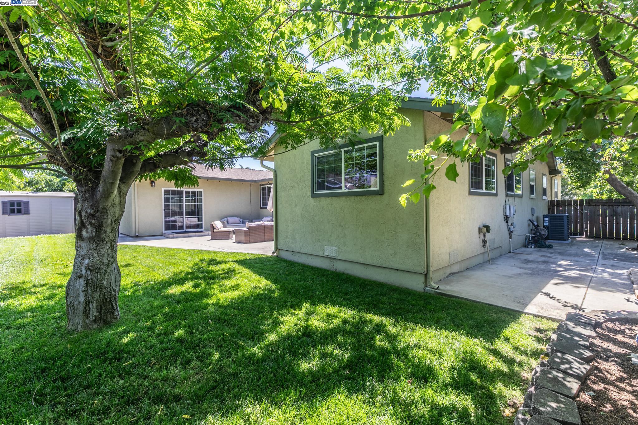 Detail Gallery Image 45 of 53 For 3903 Manzanita Ct, Concord,  CA 94519 - 3 Beds | 2 Baths