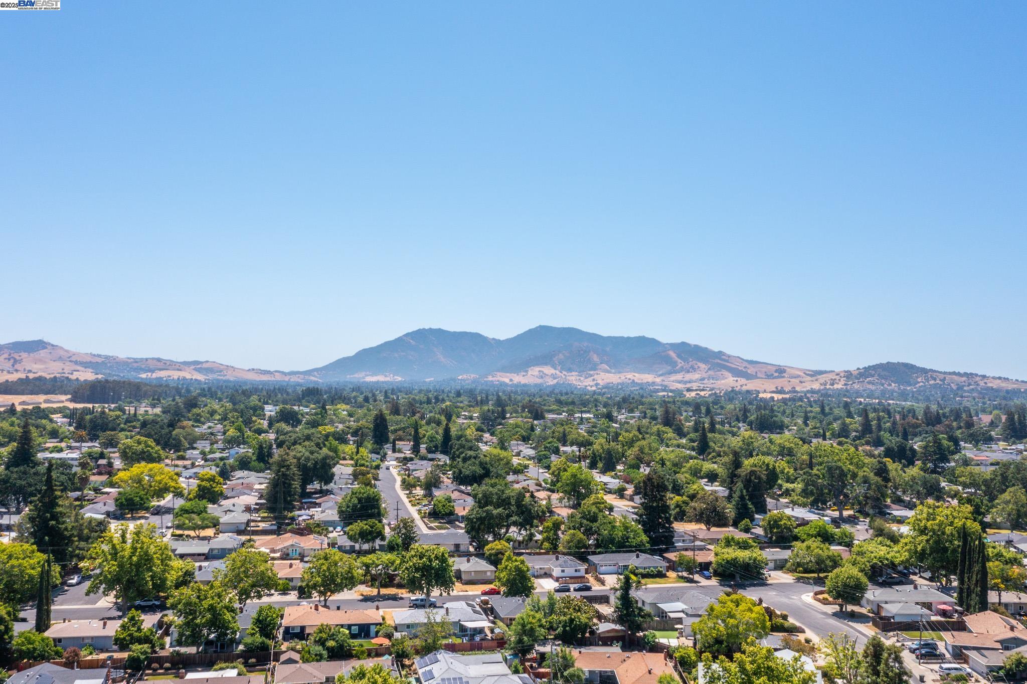 Detail Gallery Image 53 of 53 For 3903 Manzanita Ct, Concord,  CA 94519 - 3 Beds | 2 Baths