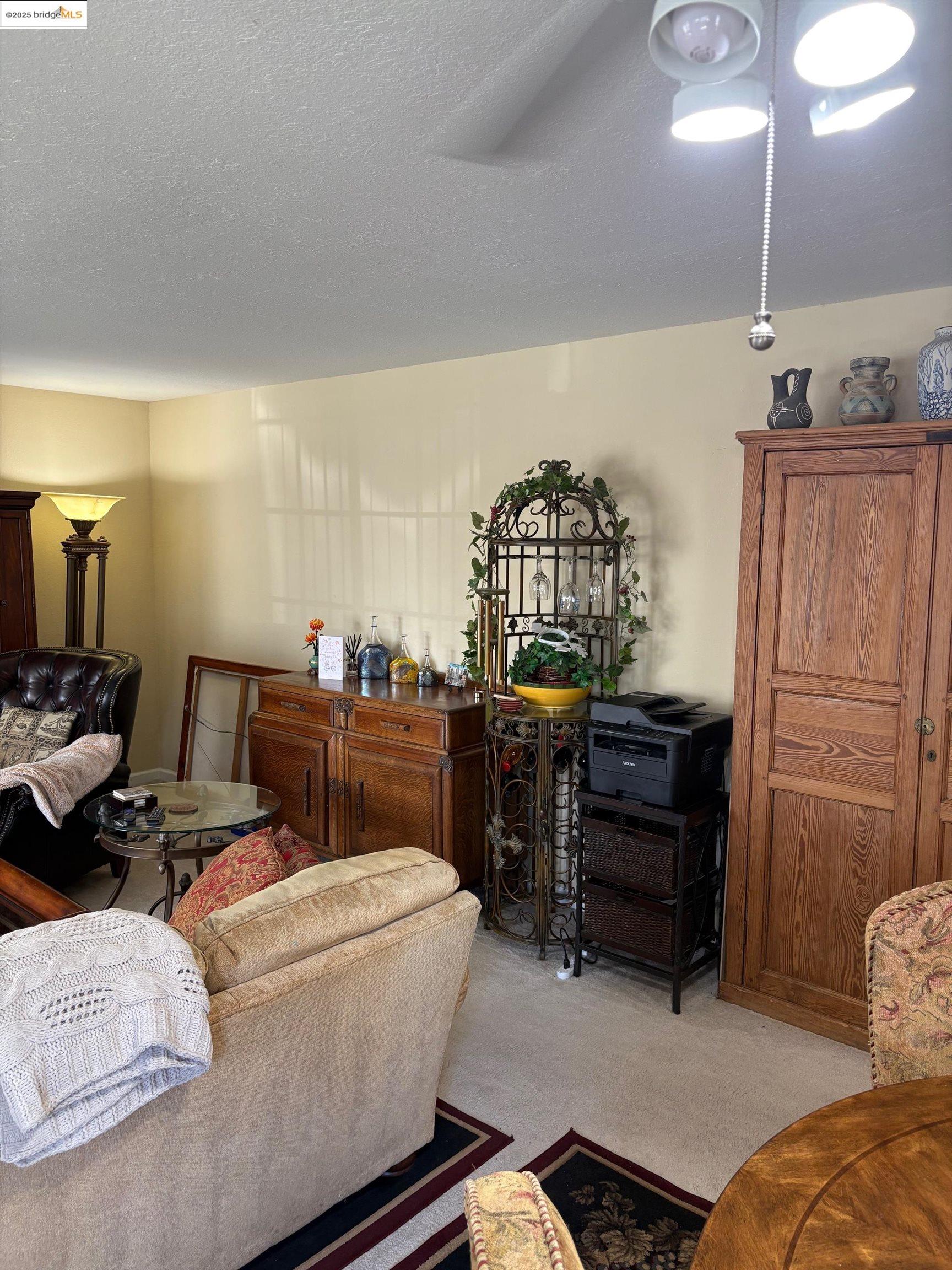 Detail Gallery Image 13 of 16 For 3933 Dale Rd. #B,  Modesto,  CA 95356 - 2 Beds | 2 Baths