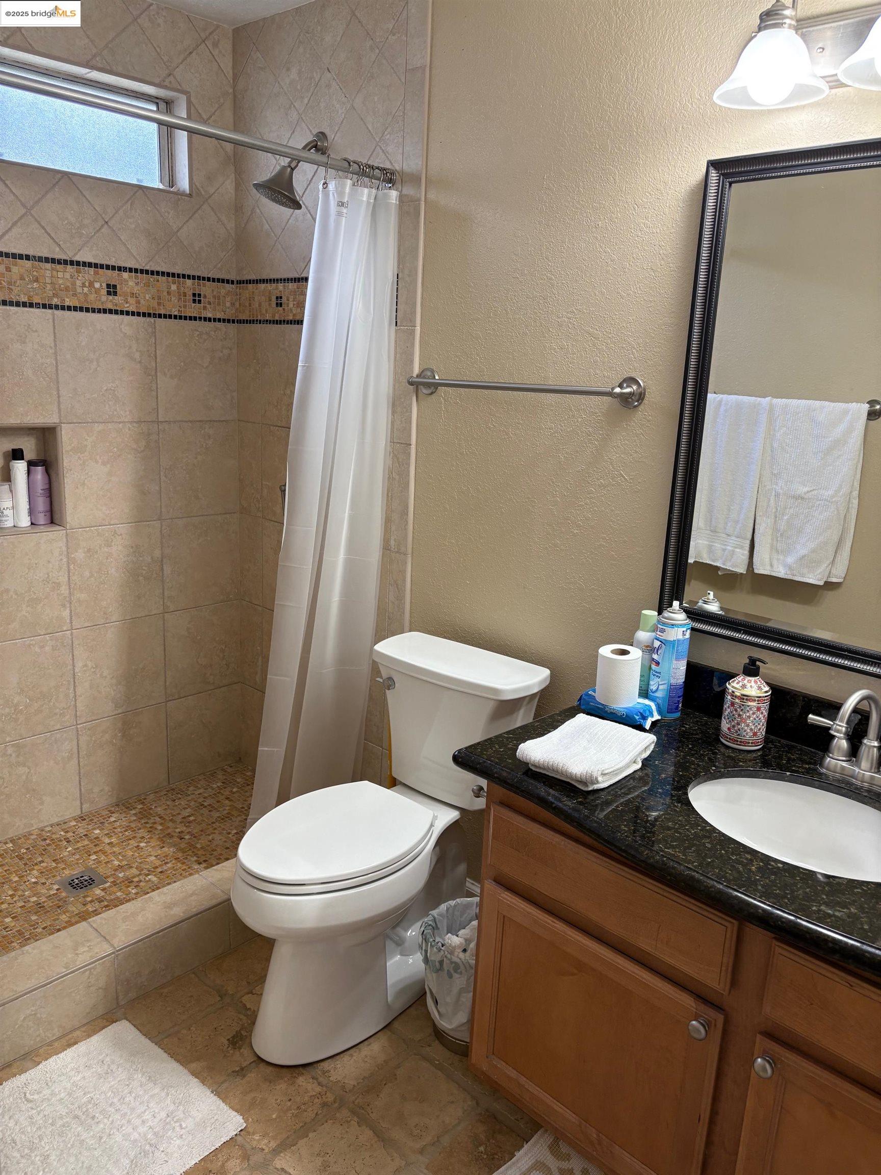 Detail Gallery Image 15 of 16 For 3933 Dale Rd. #B,  Modesto,  CA 95356 - 2 Beds | 2 Baths