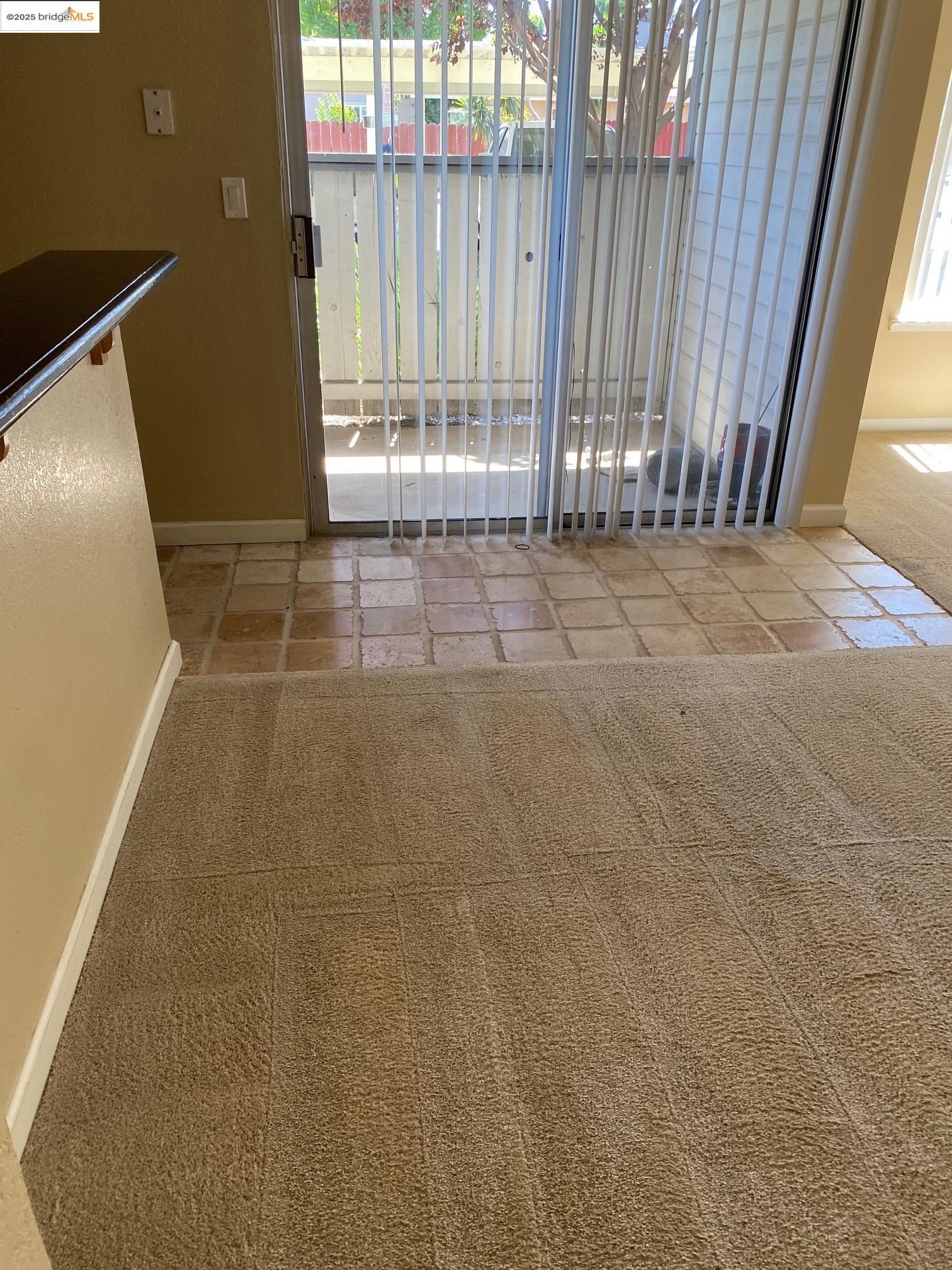 Detail Gallery Image 7 of 17 For 3933 Dale Rd. #B,  Modesto,  CA 95356 - 2 Beds | 2 Baths