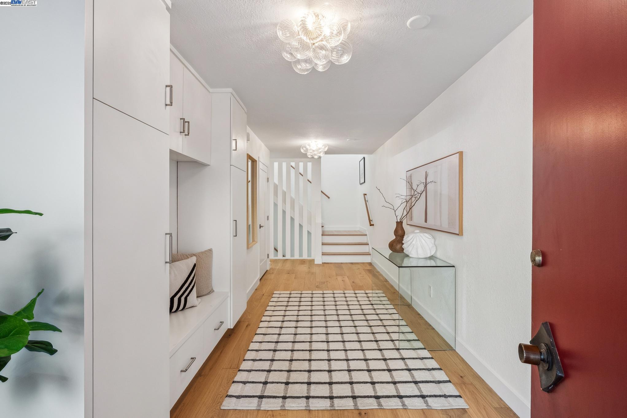 Detail Gallery Image 3 of 43 For 268 Gold Mine Dr, San Francisco,  CA 94131 - 4 Beds | 3 Baths