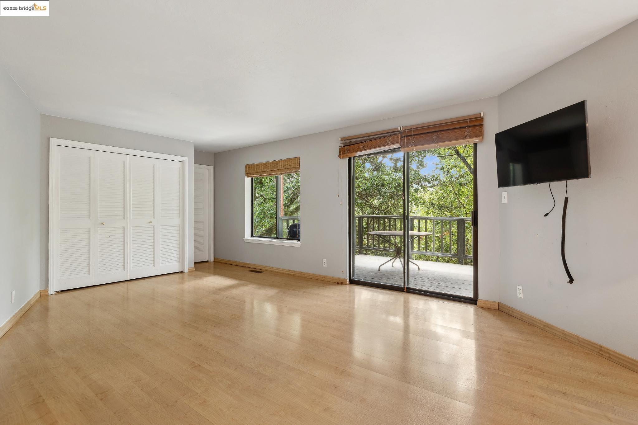 Detail Gallery Image 36 of 42 For 7140 Thorndale Dr, Oakland,  CA 94611 - 4 Beds | 4 Baths