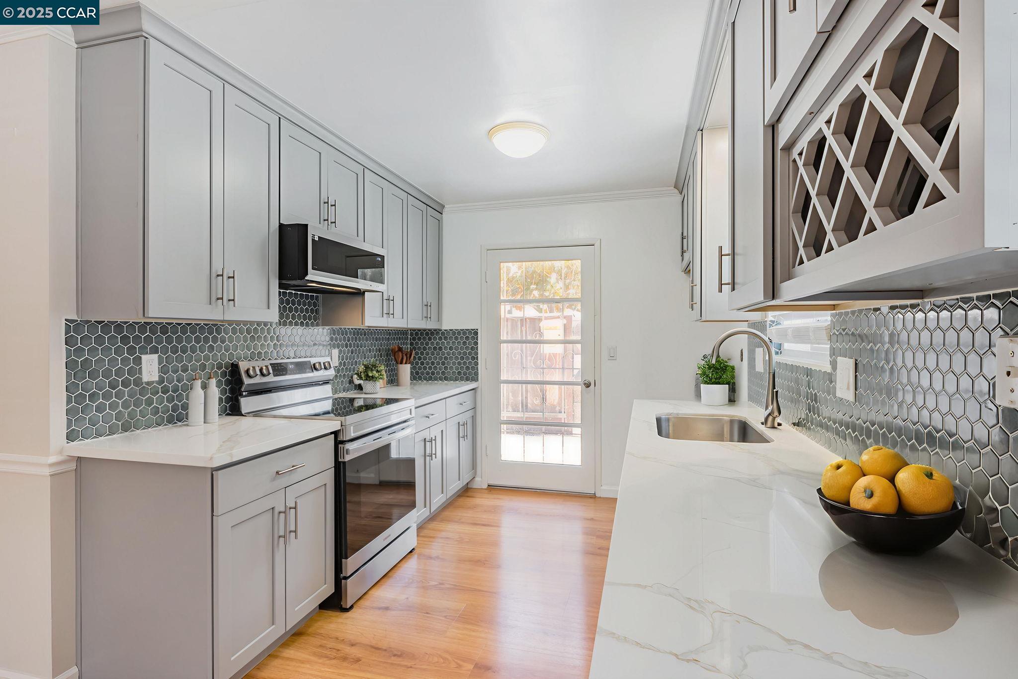Photo #3: 41099661 Listing 
