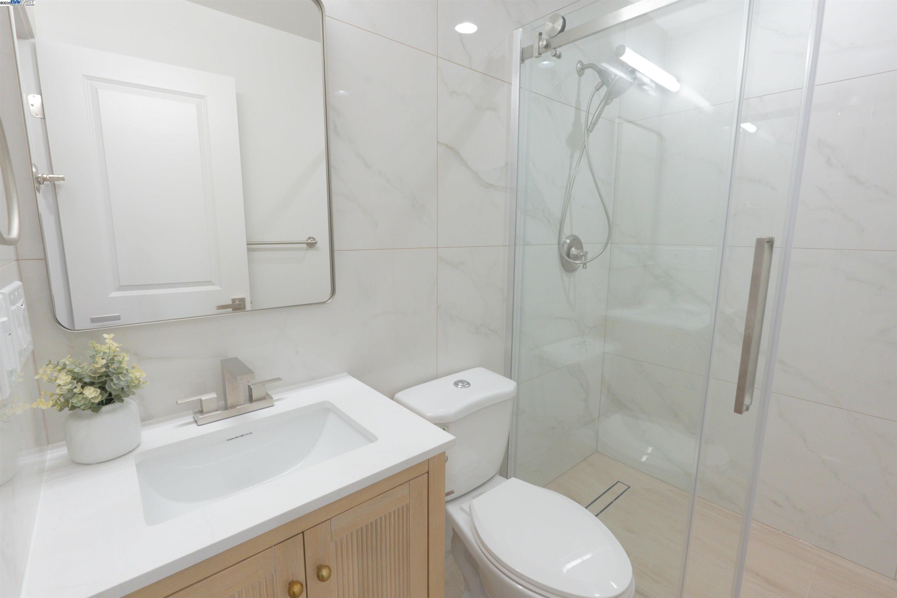 Detail Gallery Image 12 of 45 For 43425 Fremont Blvd, Fremont,  CA 94538 - 6 Beds | 5/1 Baths