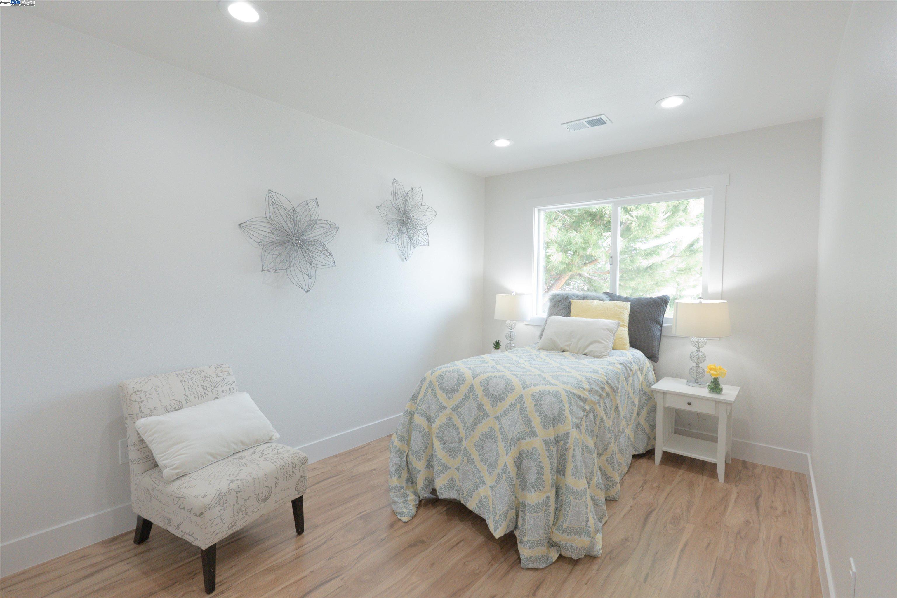 Detail Gallery Image 16 of 45 For 43425 Fremont Blvd, Fremont,  CA 94538 - 6 Beds | 5/1 Baths