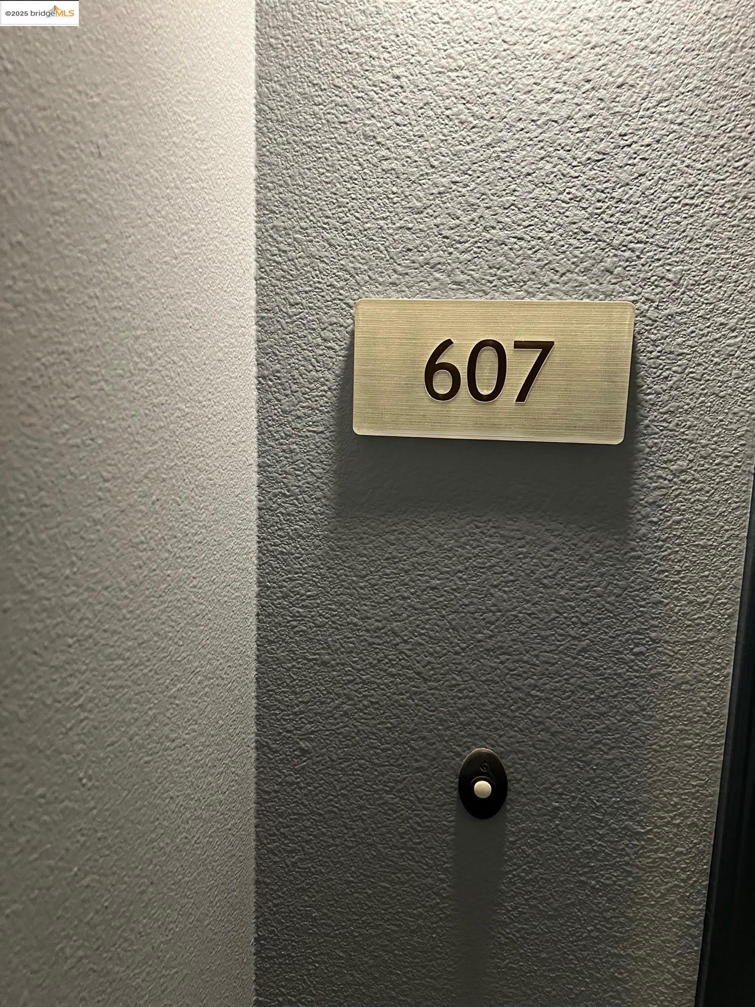 423 7Th St # 607, Oakland, California 94607, 1 Bedroom Bedrooms, 4 Rooms Rooms,1 BathroomBathrooms,Residential,For Sale,423 7Th St # 607,41099677