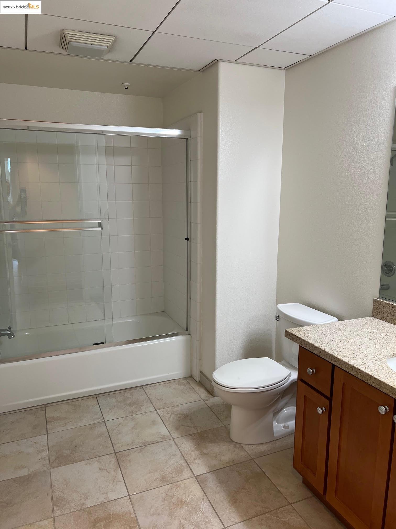 423 7Th St # 607, Oakland, California 94607, 1 Bedroom Bedrooms, 4 Rooms Rooms,1 BathroomBathrooms,Residential,For Sale,423 7Th St # 607,41099677