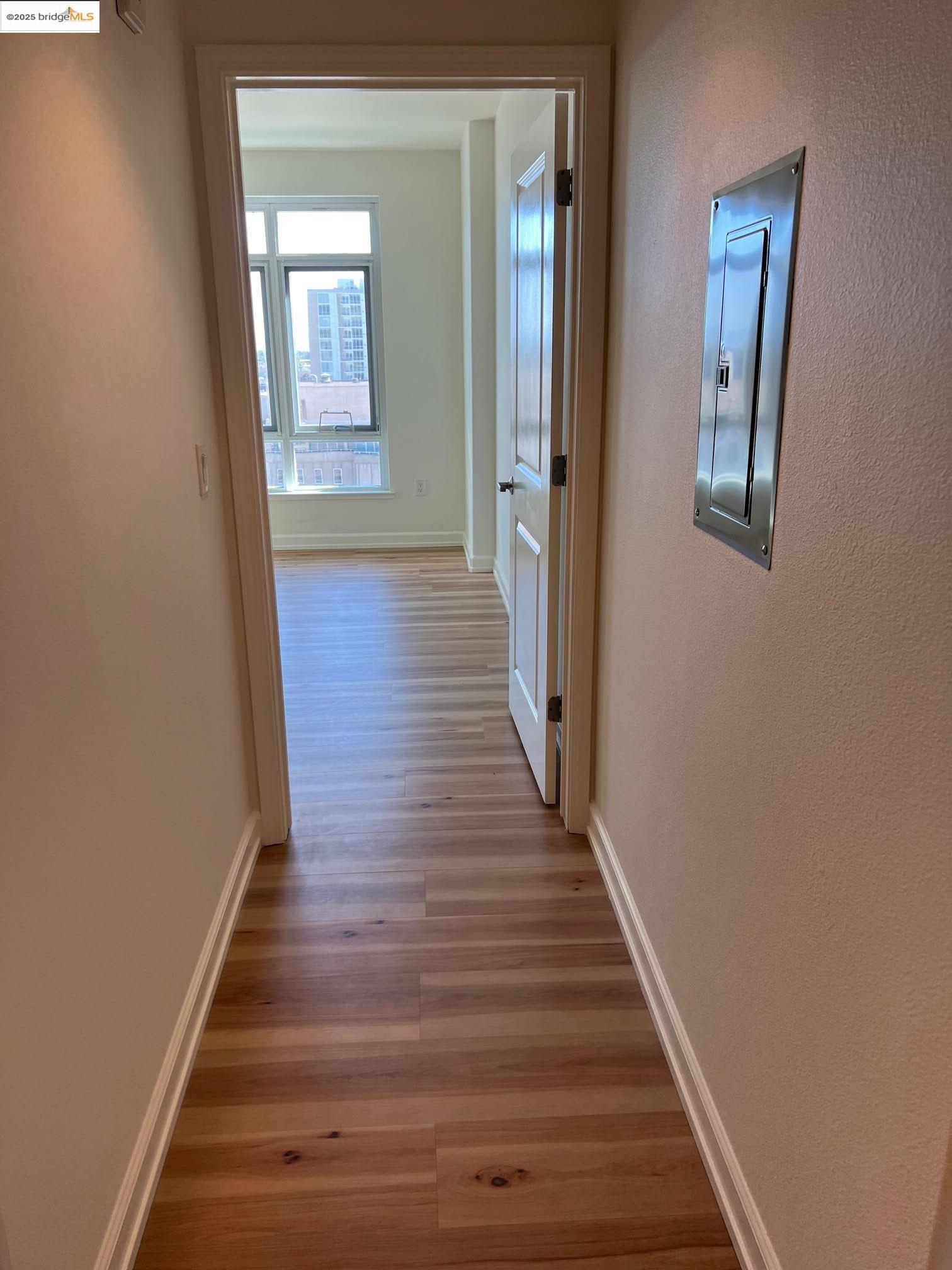423 7Th St # 607, Oakland, California 94607, 1 Bedroom Bedrooms, 4 Rooms Rooms,1 BathroomBathrooms,Residential,For Sale,423 7Th St # 607,41099677