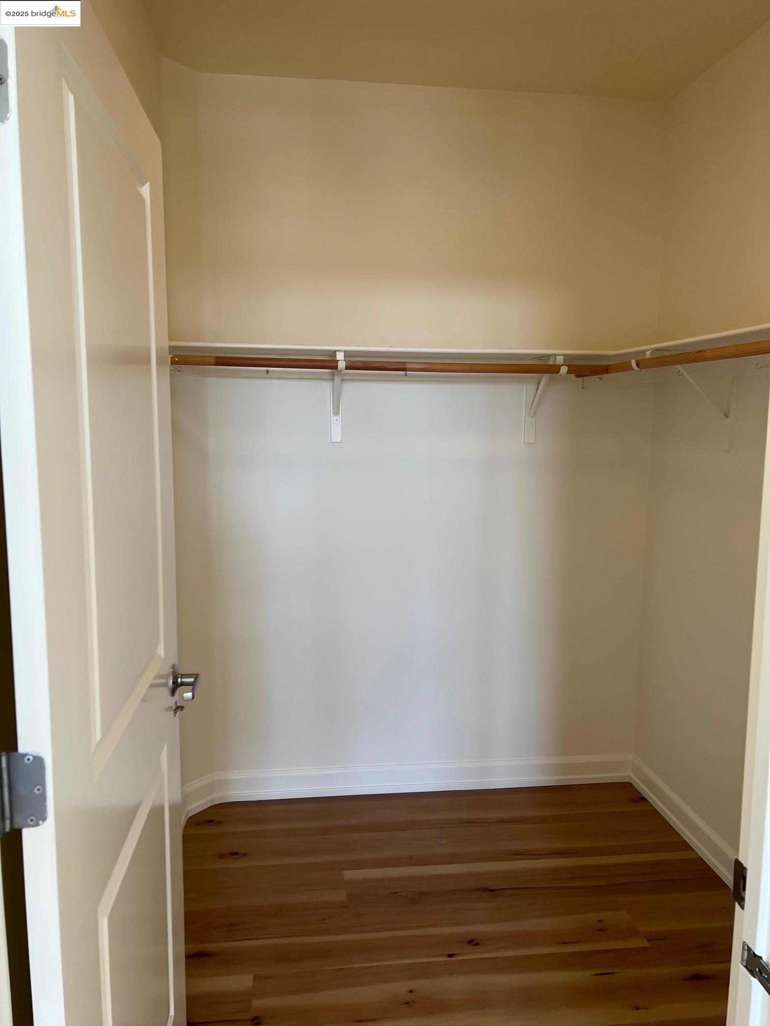 423 7Th St # 607, Oakland, California 94607, 1 Bedroom Bedrooms, 4 Rooms Rooms,1 BathroomBathrooms,Residential,For Sale,423 7Th St # 607,41099677