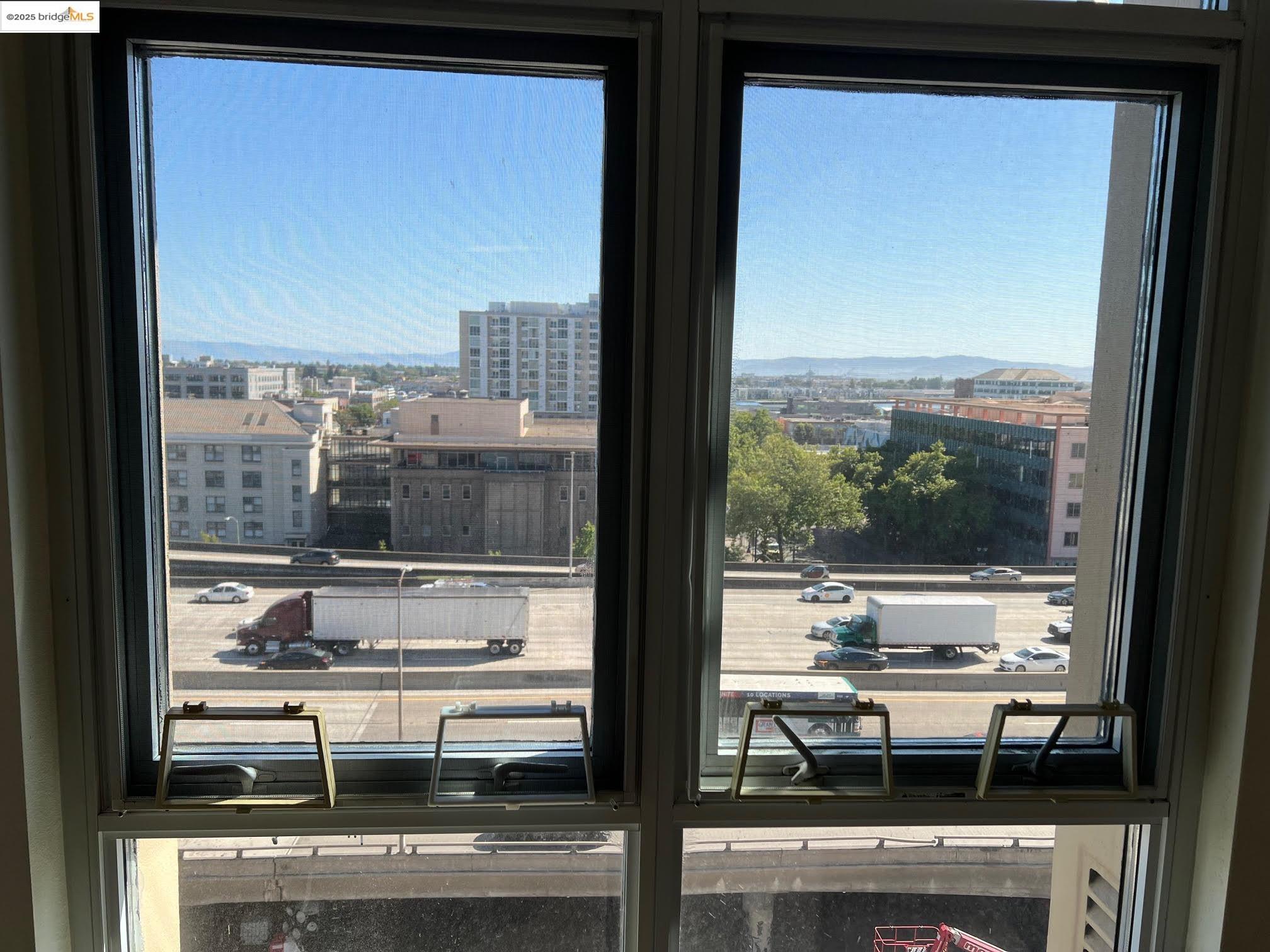 423 7Th St # 607, Oakland, California 94607, 1 Bedroom Bedrooms, 4 Rooms Rooms,1 BathroomBathrooms,Residential,For Sale,423 7Th St # 607,41099677