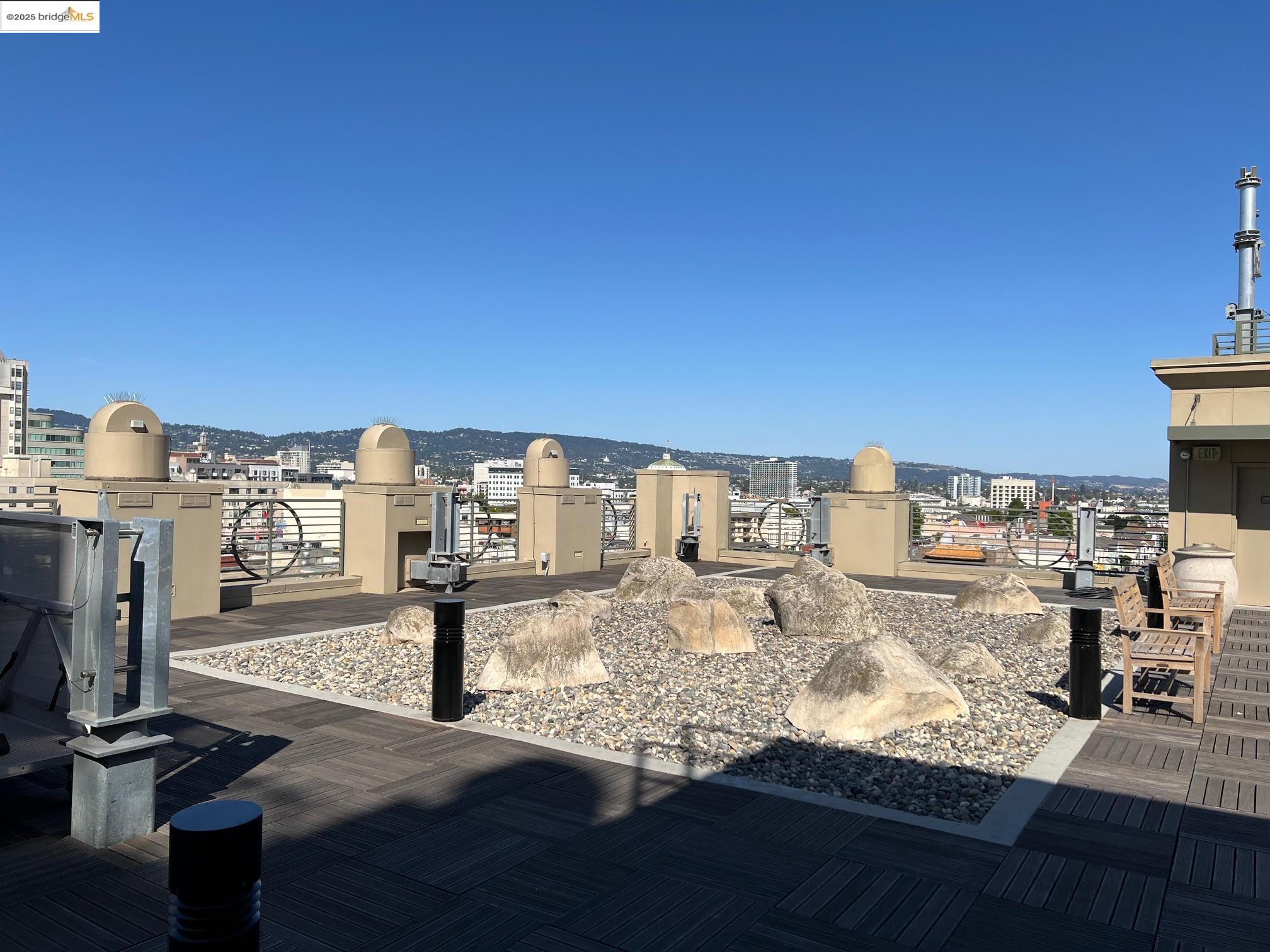 423 7Th St # 607, Oakland, California 94607, 1 Bedroom Bedrooms, 4 Rooms Rooms,1 BathroomBathrooms,Residential,For Sale,423 7Th St # 607,41099677