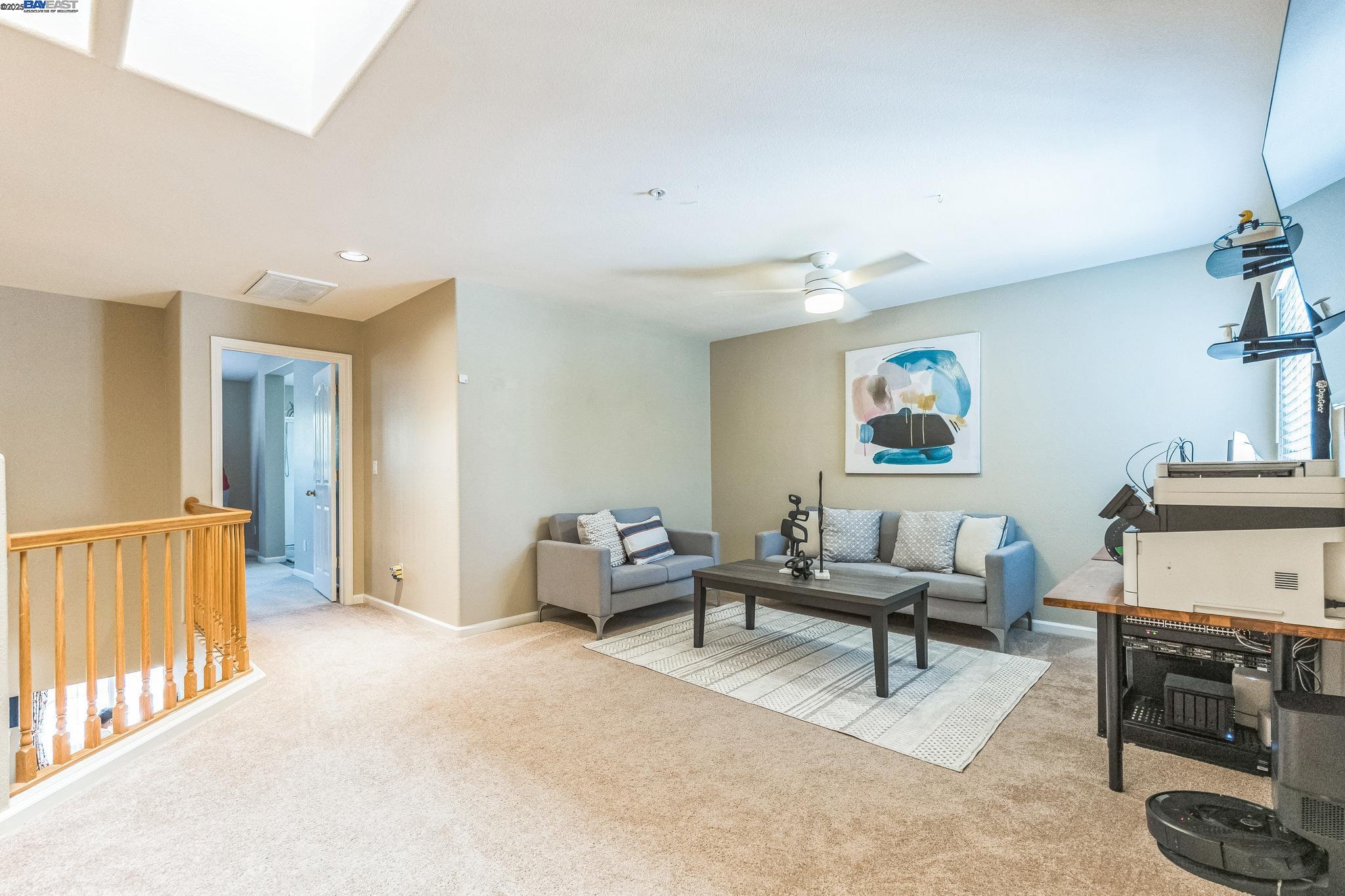 Photo #2: 41099679 Listing 