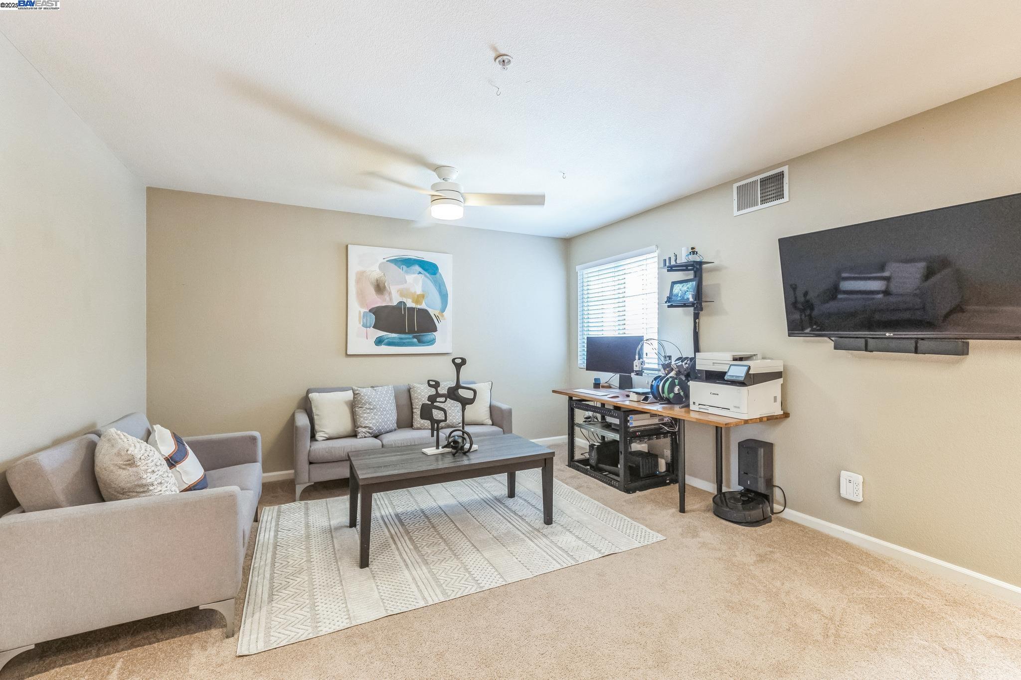 Photo #3: 41099679 Listing 